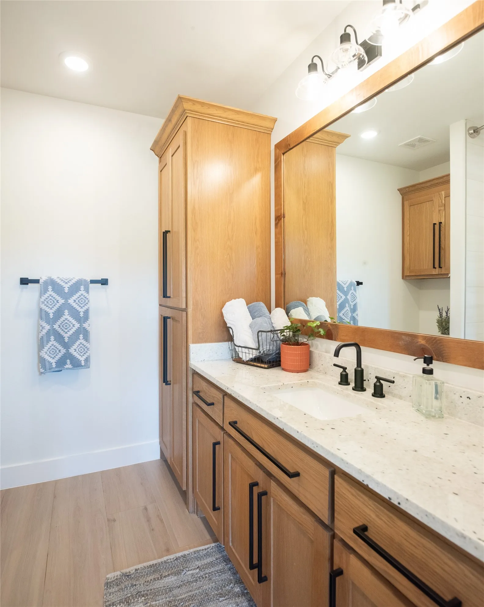 Single Family Residence For Sale in Collin County , 2900 Deer Run Trail, Farmersville, Texas 75442, 5 Bedroom, 4 Bathroom, 6 Garage spaces, 5,692 Sqft, built in 2023, mls#21232802, Real Estate Agent in Farmersville, Homes For Sale in Collin county, Homes For Sale in Farmersville, Realtor in Farmersville Texas, Real Estate Brokerage Independent Realty Texas, Luminita Cordes Realtor