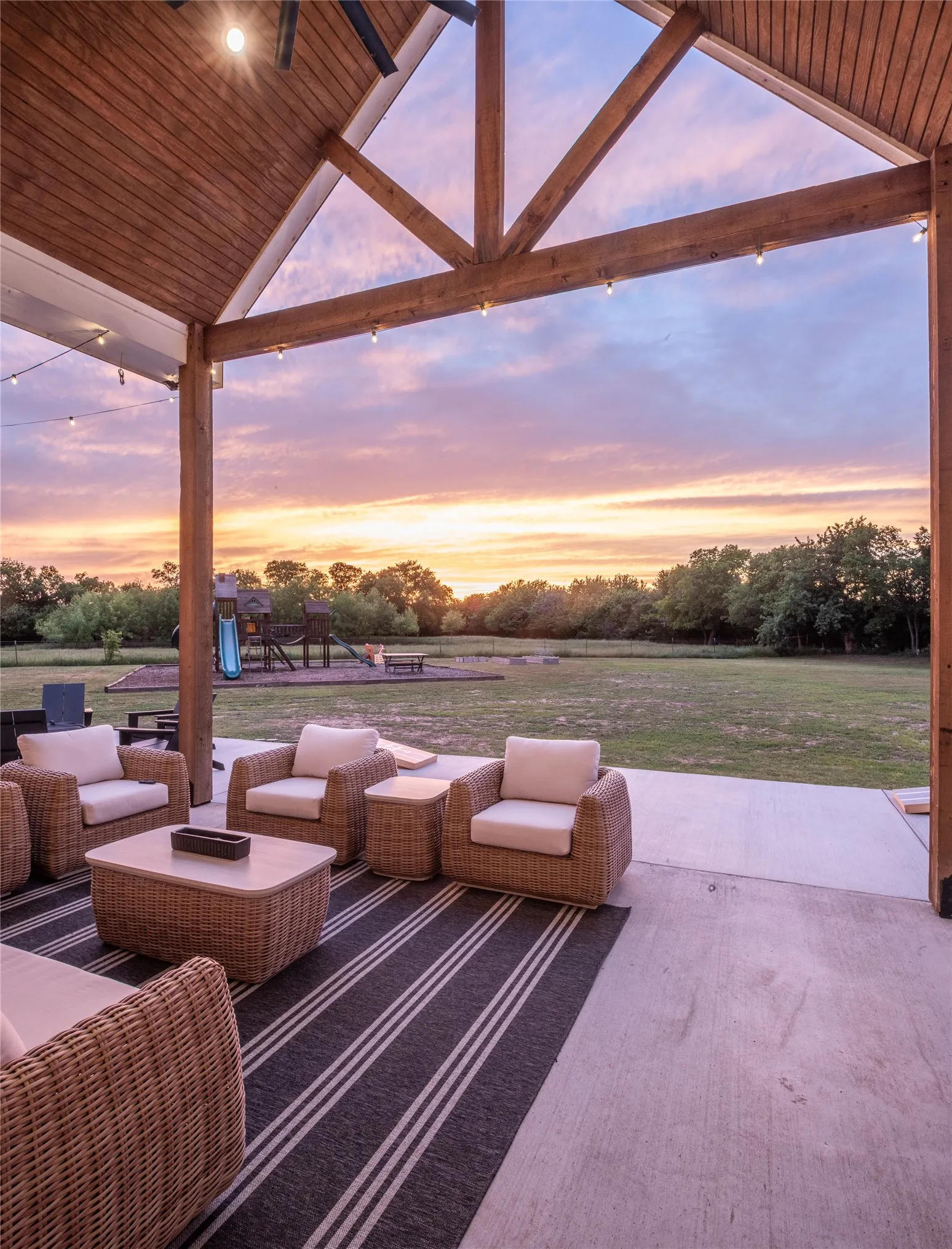 Single Family Residence For Sale in Collin County , 2900 Deer Run Trail, Farmersville, Texas 75442, 5 Bedroom, 4 Bathroom, 6 Garage spaces, 5,692 Sqft, built in 2023, mls#21232802, Real Estate Agent in Farmersville, Homes For Sale in Collin county, Homes For Sale in Farmersville, Realtor in Farmersville Texas, Real Estate Brokerage Independent Realty Texas, Luminita Cordes Realtor