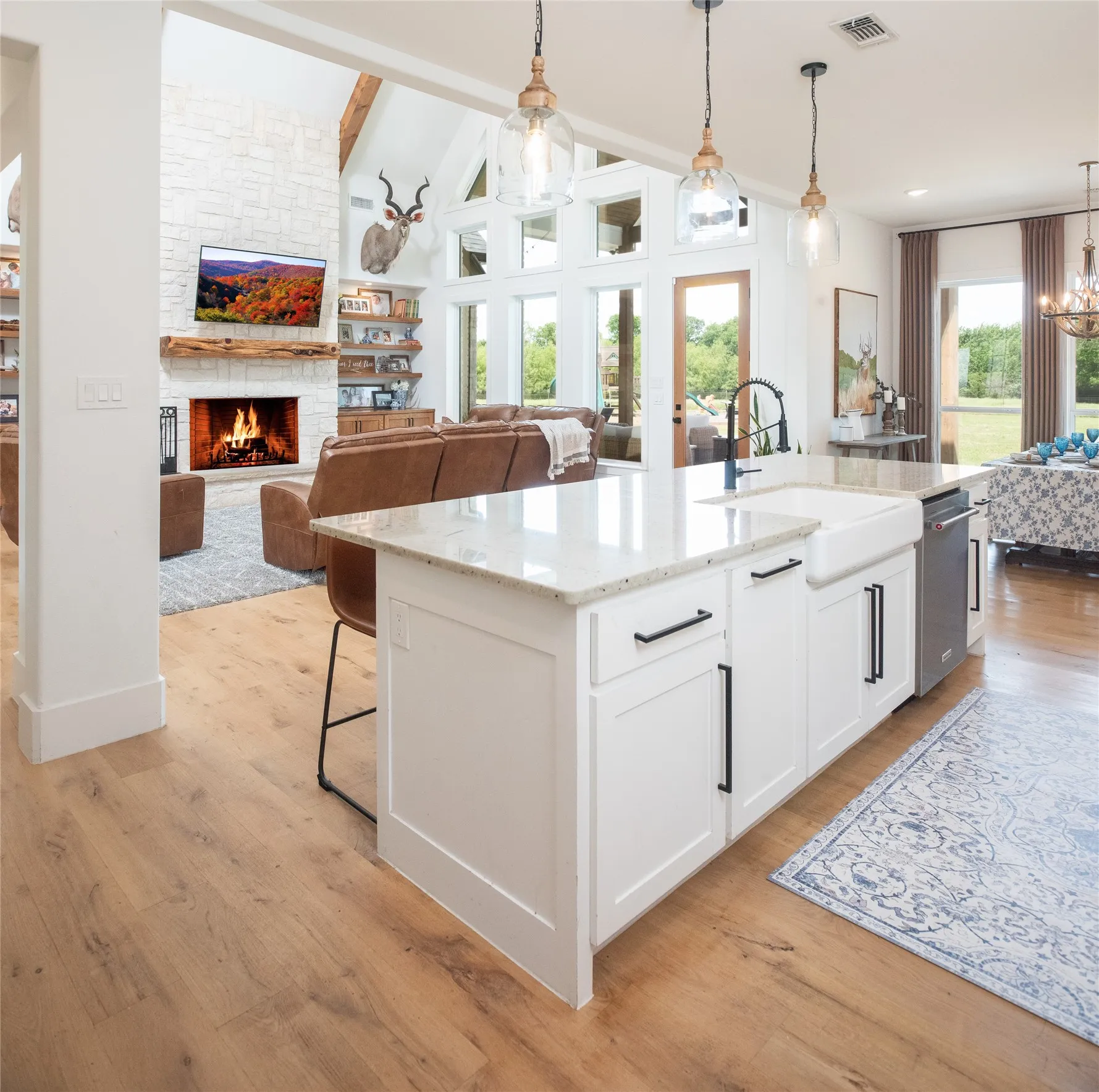Single Family Residence For Sale in Collin County , 2900 Deer Run Trail, Farmersville, Texas 75442, 5 Bedroom, 4 Bathroom, 6 Garage spaces, 5,692 Sqft, built in 2023, mls#21232802, Real Estate Agent in Farmersville, Homes For Sale in Collin county, Homes For Sale in Farmersville, Realtor in Farmersville Texas, Real Estate Brokerage Independent Realty Texas, Luminita Cordes Realtor