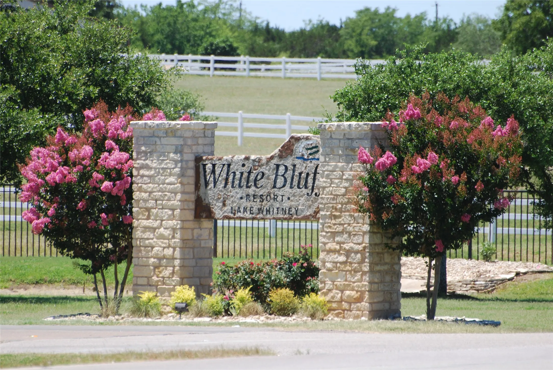 Unimproved Land For Sale in Hill County , 42122 Crooked Stick Drive, Whitney, Texas 76692, 0, 0, Garage spaces, 0 Sqft, built in 0, Price $14,900, mls#21267262, Real Estate Agent in Whitney, Homes For Sale in Hill county, Homes For Sale in Whitney, Realtor in Whitney Texas, Real Estate Brokerage Independent Realty Texas, Luminita Cordes Realtor