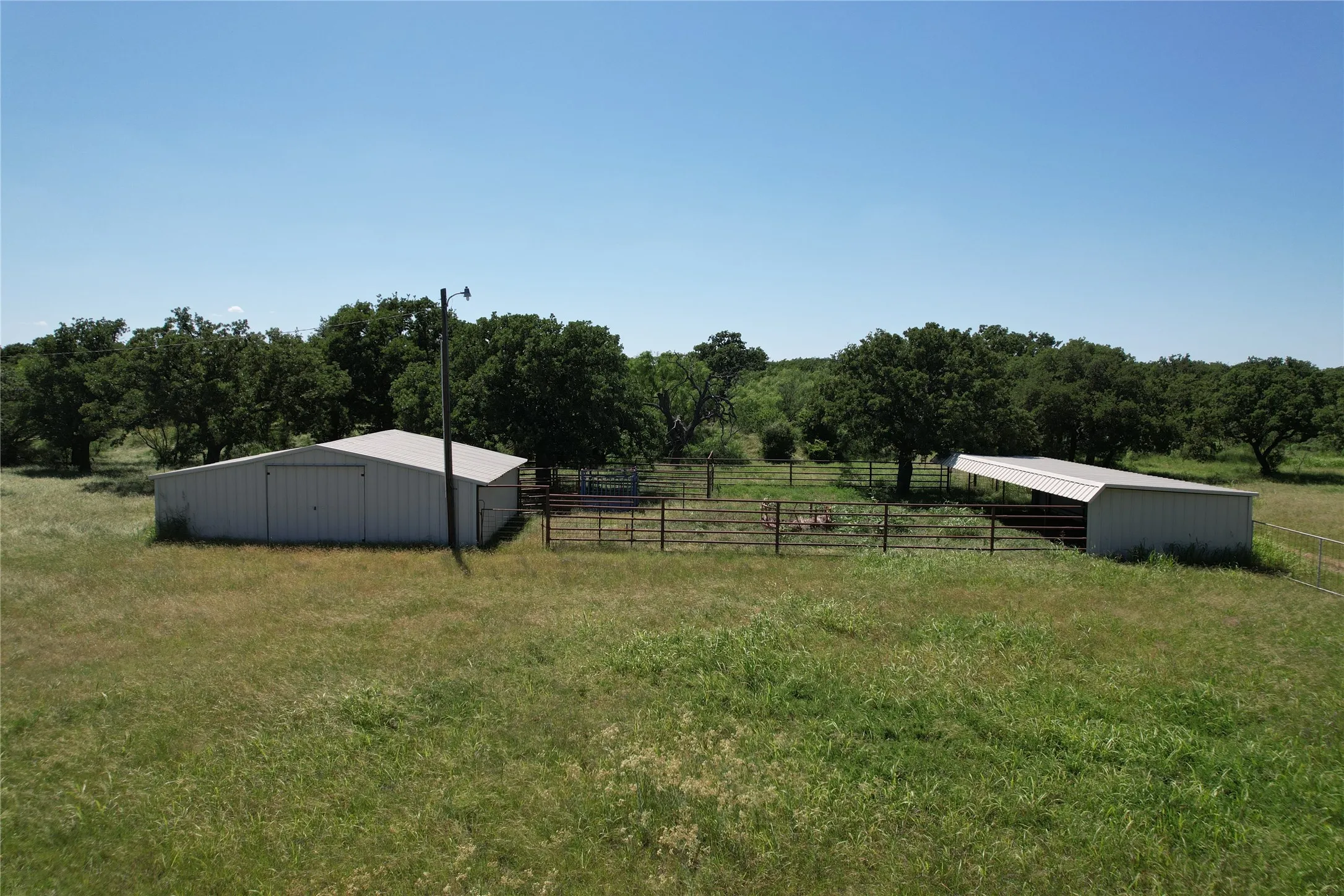 Improved Land For Sale in Young County , 628 Robinson Road, Graham, Texas 76450, 0, 0, Garage spaces, 0 Sqft, built in 1999, Price $2,000,000, mls#21252535, Real Estate Agent in Graham, Homes For Sale in Young county, Homes For Sale in Graham, Realtor in Graham Texas, Real Estate Brokerage Independent Realty Texas, Luminita Cordes Realtor