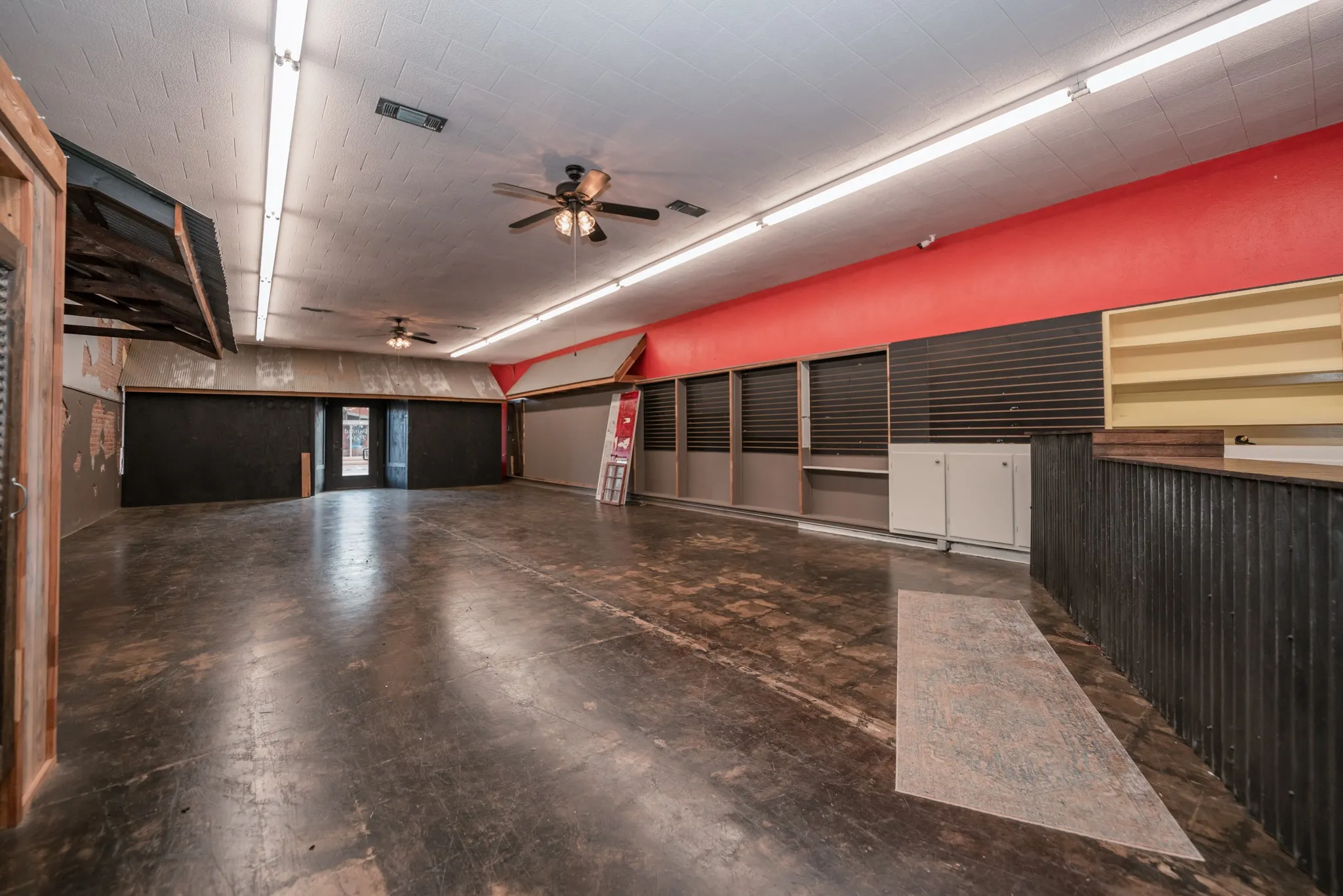 Retail For Sale in Cass County , 218 East First, Hughes Springs, Texas 75656, 0, 0, Garage spaces, 0 Sqft, built in 1910, Price $179,000, mls#21267320, Real Estate Agent in Hughes Springs, Homes For Sale in Cass county, Homes For Sale in Hughes Springs, Realtor in Hughes Springs Texas, Real Estate Brokerage Independent Realty Texas, Luminita Cordes Realtor