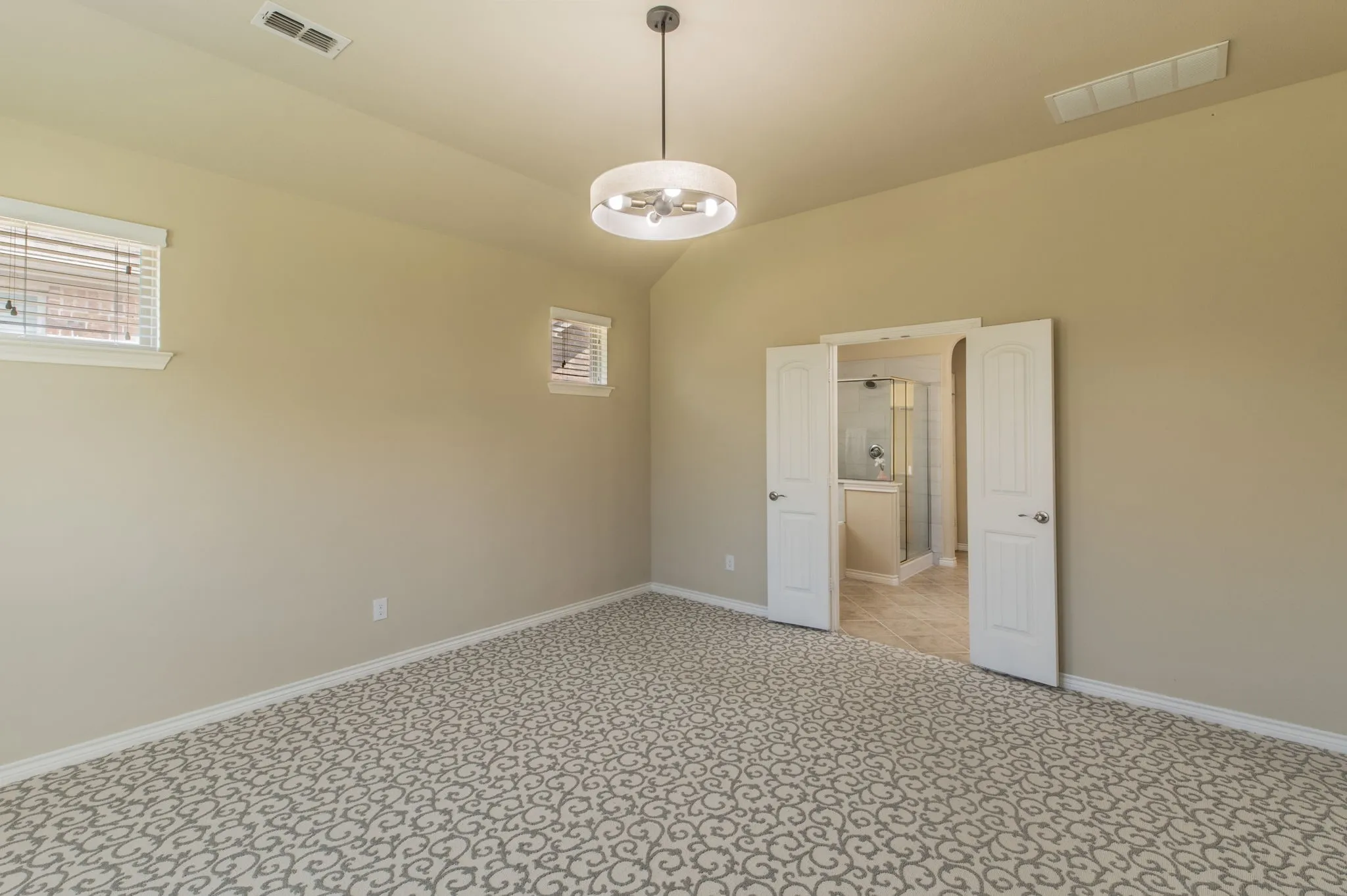 Primary suite