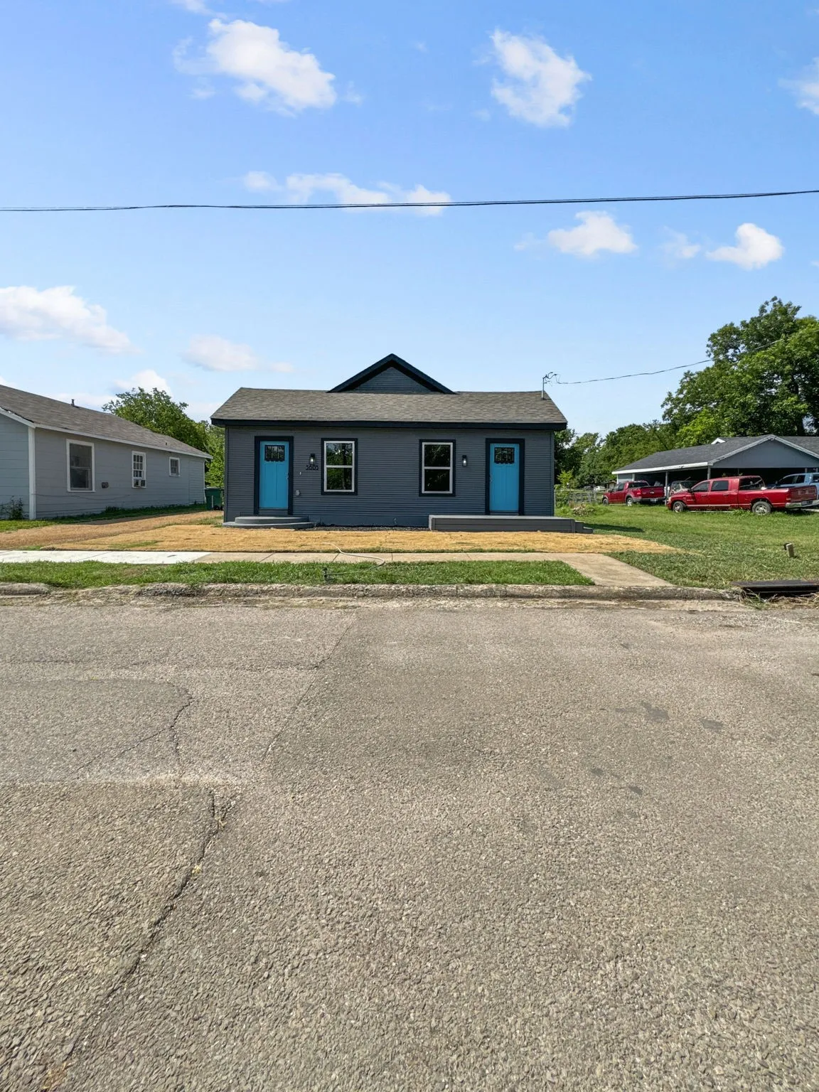 Single Family Residence For Sale in Hunt County , 3603 Mcdougal Street, Greenville, Texas 75401, 5 Bedroom, 2 Bathroom, Garage spaces, 1,472 Sqft, built in 1950, mls#21264353, Real Estate Agent in Greenville, Homes For Sale in Hunt county, Homes For Sale in Greenville, Realtor in Greenville Texas, Real Estate Brokerage Independent Realty Texas, Luminita Cordes Realtor