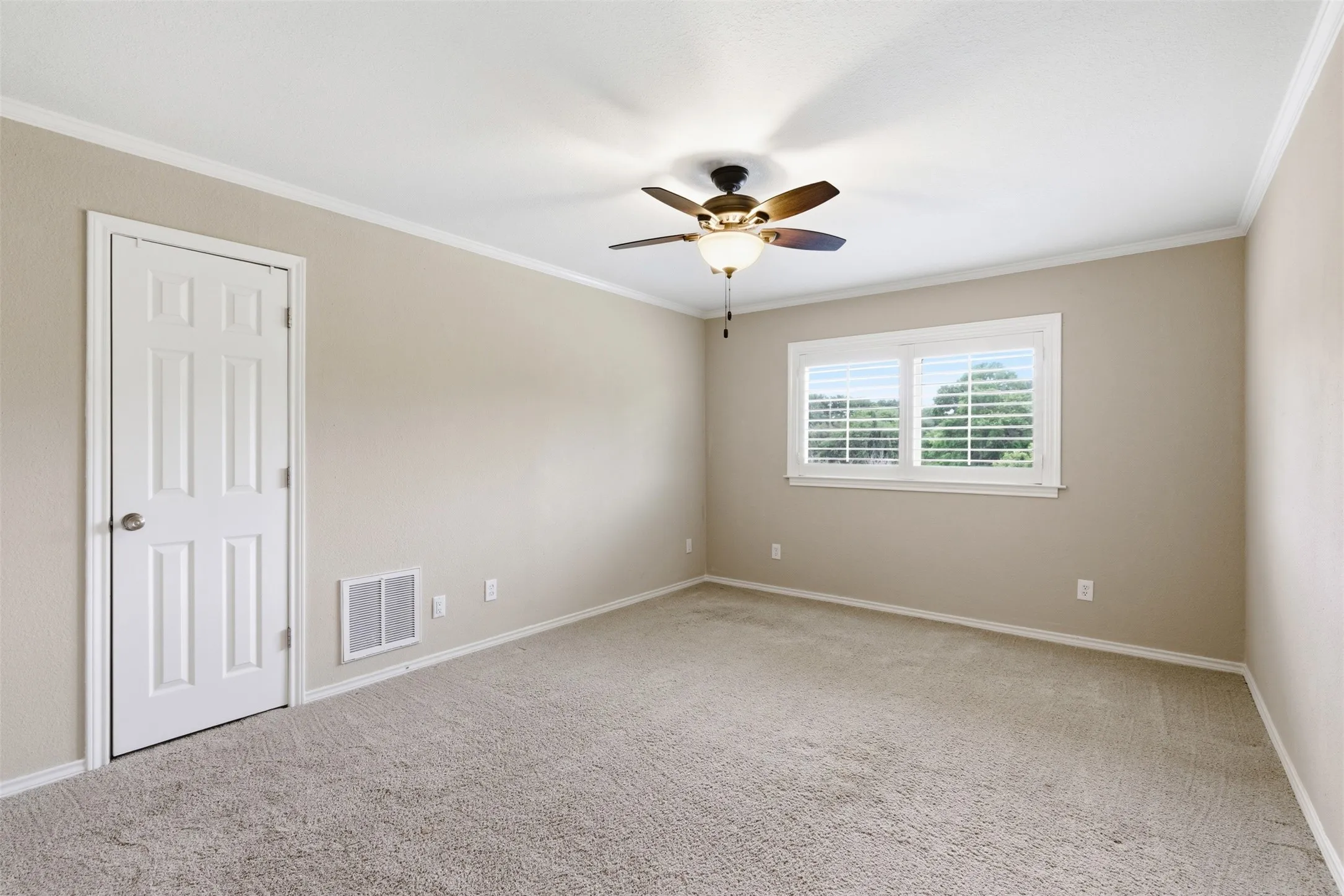 Single Family Residence For Sale in Collin County , 5304 SEASCAPE Lane, Plano, Texas 75093, 5 Bedrooms, 5 Bathrooms, 2 Garage spaces, 5,384 Sqft, built in 1984, Price $2,595,000, mls#21267362, Real Estate Agent in Plano, Homes For Sale in Collin county, Homes For Sale in Plano, Realtor in Plano Texas, Real Estate Brokerage Independent Realty Texas, Luminita Cordes Realtor