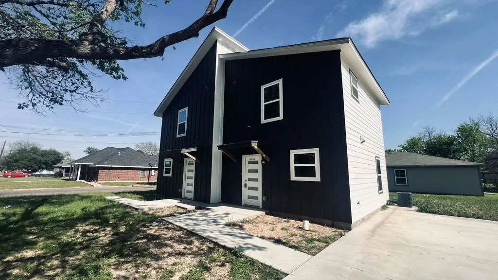 Duplex For Sale in Mc Lennan County , 1623 Seley Avenue, Waco, Texas 76704, 4 Bedroom, 2 Bathroom, Garage spaces, 0 Sqft, built in 2023, mls#21263796, Real Estate Agent in Waco, Homes For Sale in Mc Lennan county, Homes For Sale in Waco, Realtor in Waco Texas, Real Estate Brokerage Independent Realty Texas, Luminita Cordes Realtor