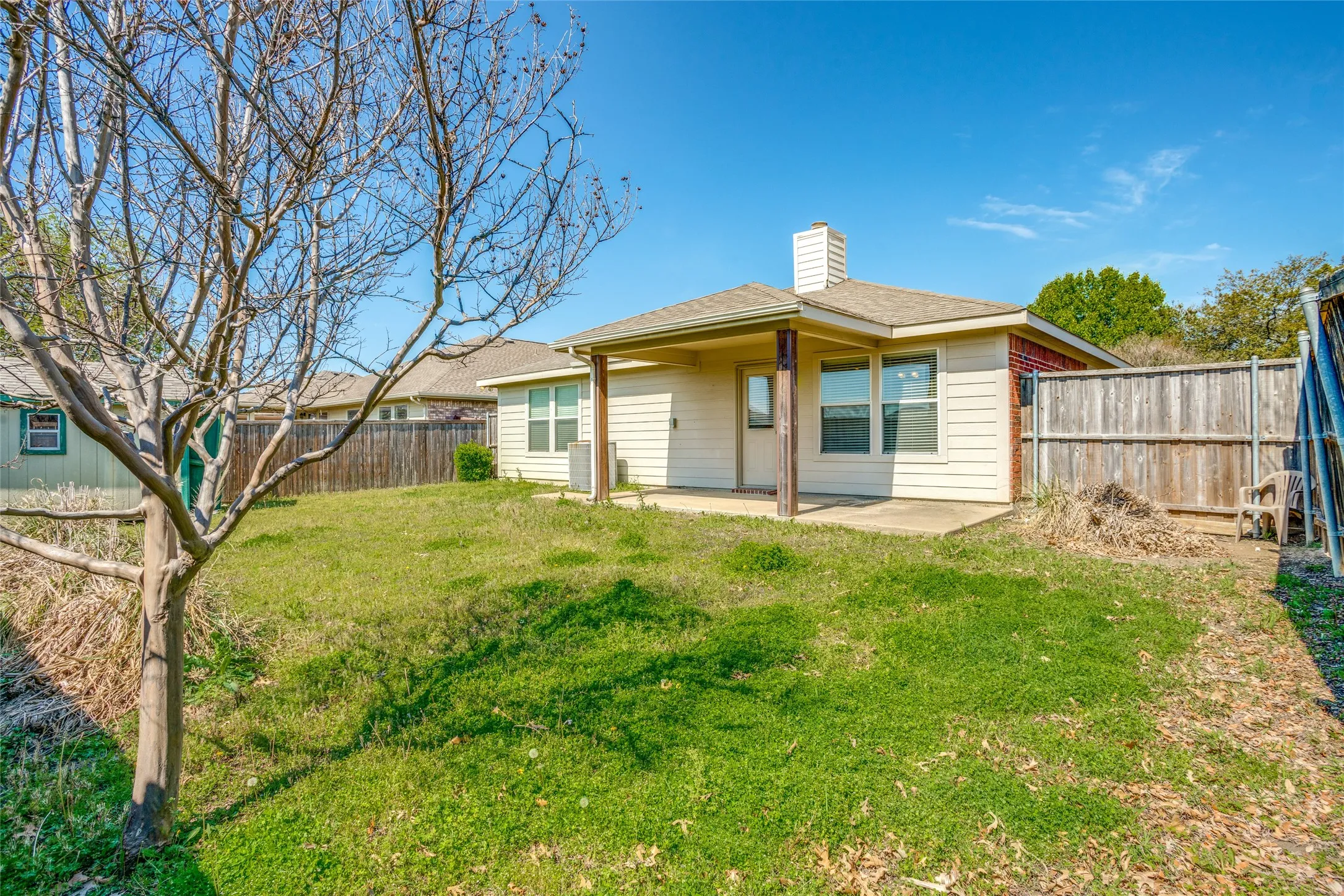 Single Family Residence For Rent in Collin County , 821 Oak Hollow Lane, Anna, Texas 75409, 3 Bedroom, 2 Bathroom, 2 Garage spaces, 1,809 Sqft, built in 2004, mls#21265215, Real Estate Agent in Anna, Homes For Rent in Collin county, Homes For Rent in Anna, Realtor in Anna Texas, Real Estate Brokerage Independent Realty Texas, Luminita Cordes Realtor