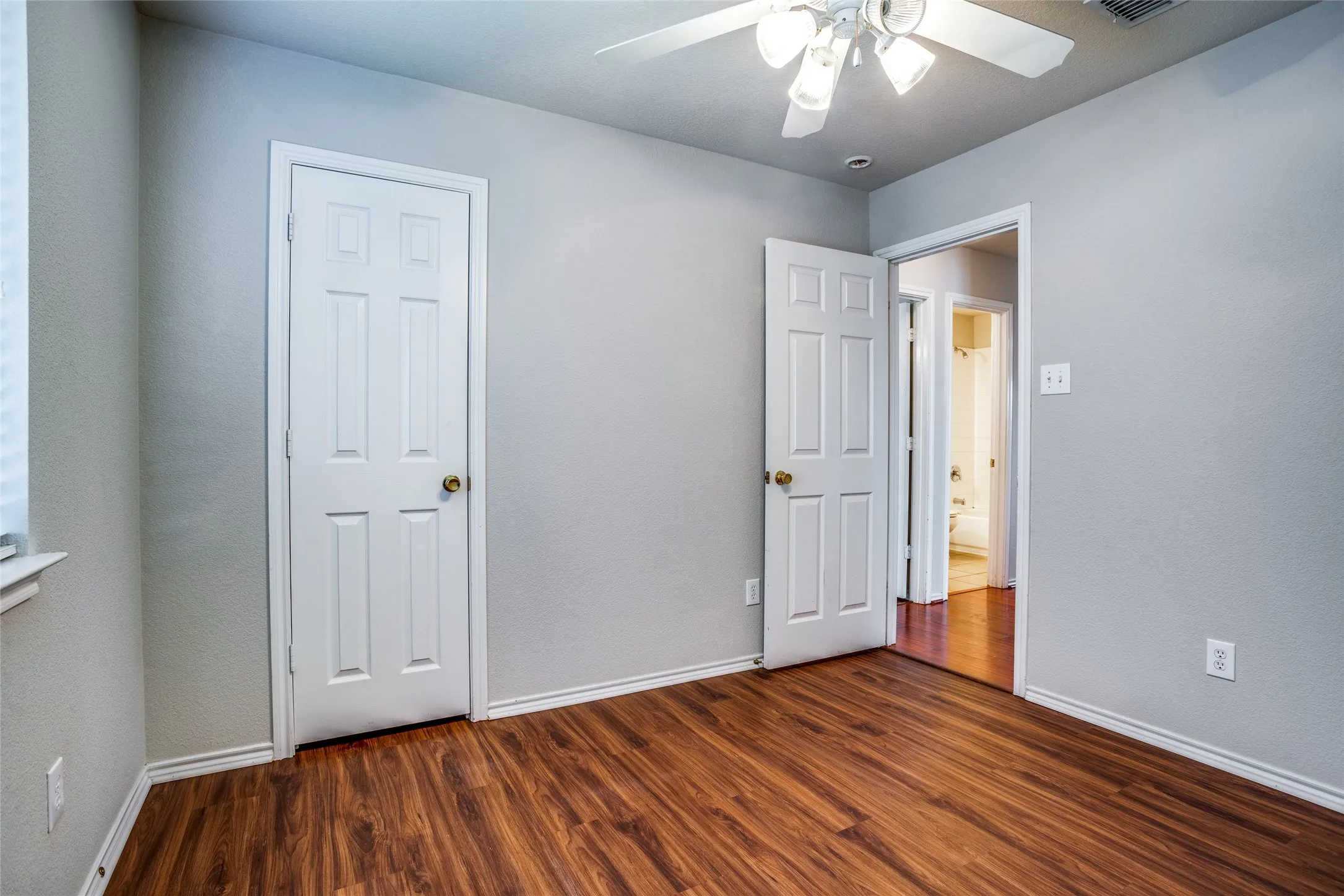 Single Family Residence For Rent in Collin County , 821 Oak Hollow Lane, Anna, Texas 75409, 3 Bedroom, 2 Bathroom, 2 Garage spaces, 1,809 Sqft, built in 2004, mls#21265215, Real Estate Agent in Anna, Homes For Rent in Collin county, Homes For Rent in Anna, Realtor in Anna Texas, Real Estate Brokerage Independent Realty Texas, Luminita Cordes Realtor