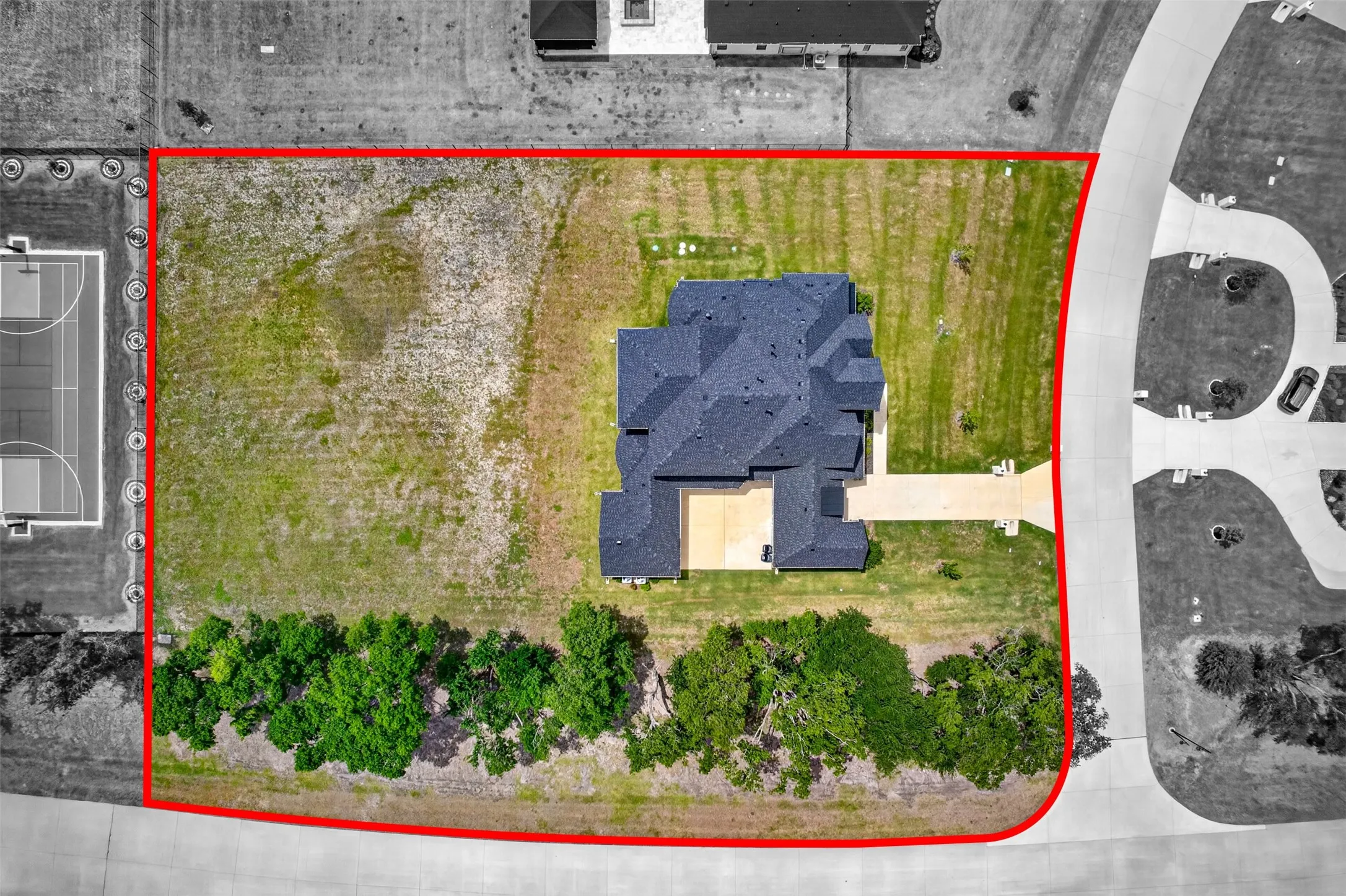 Single Family Residence For Sale in Collin County , 1405 Gairloch Drive, Lucas, Texas 75002, 5 Bedrooms, 4 Bathrooms, 3 Garage spaces, 4,963 Sqft, built in 2022, Price $1,490,000, mls#21264547, Real Estate Agent in Lucas, Homes For Sale in Collin county, Homes For Sale in Lucas, Realtor in Lucas Texas, Real Estate Brokerage Independent Realty Texas, Luminita Cordes Realtor