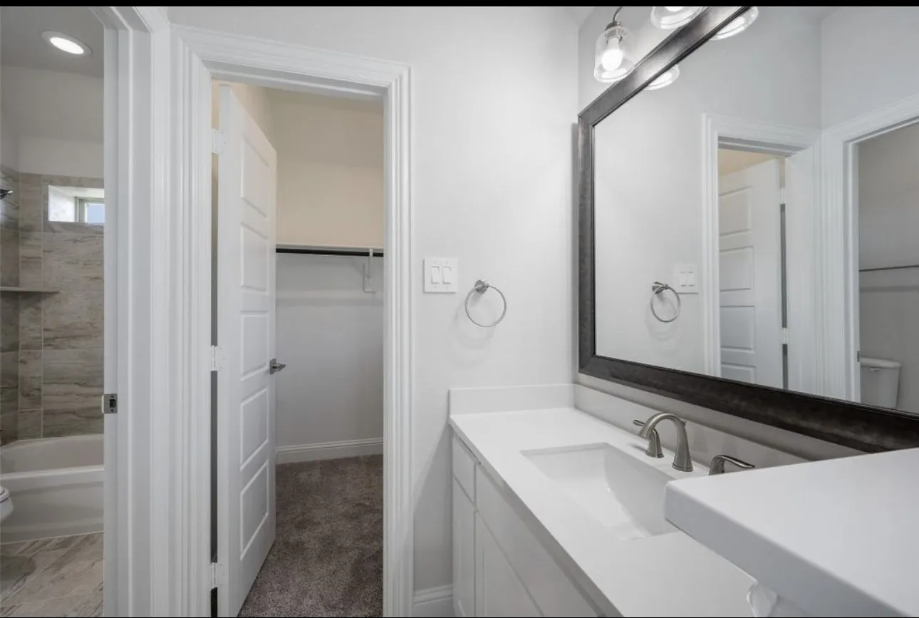 Single Family Residence For Sale in Collin County , 1405 Gairloch Drive, Lucas, Texas 75002, 5 Bedrooms, 4 Bathrooms, 3 Garage spaces, 4,963 Sqft, built in 2022, Price $1,490,000, mls#21264547, Real Estate Agent in Lucas, Homes For Sale in Collin county, Homes For Sale in Lucas, Realtor in Lucas Texas, Real Estate Brokerage Independent Realty Texas, Luminita Cordes Realtor