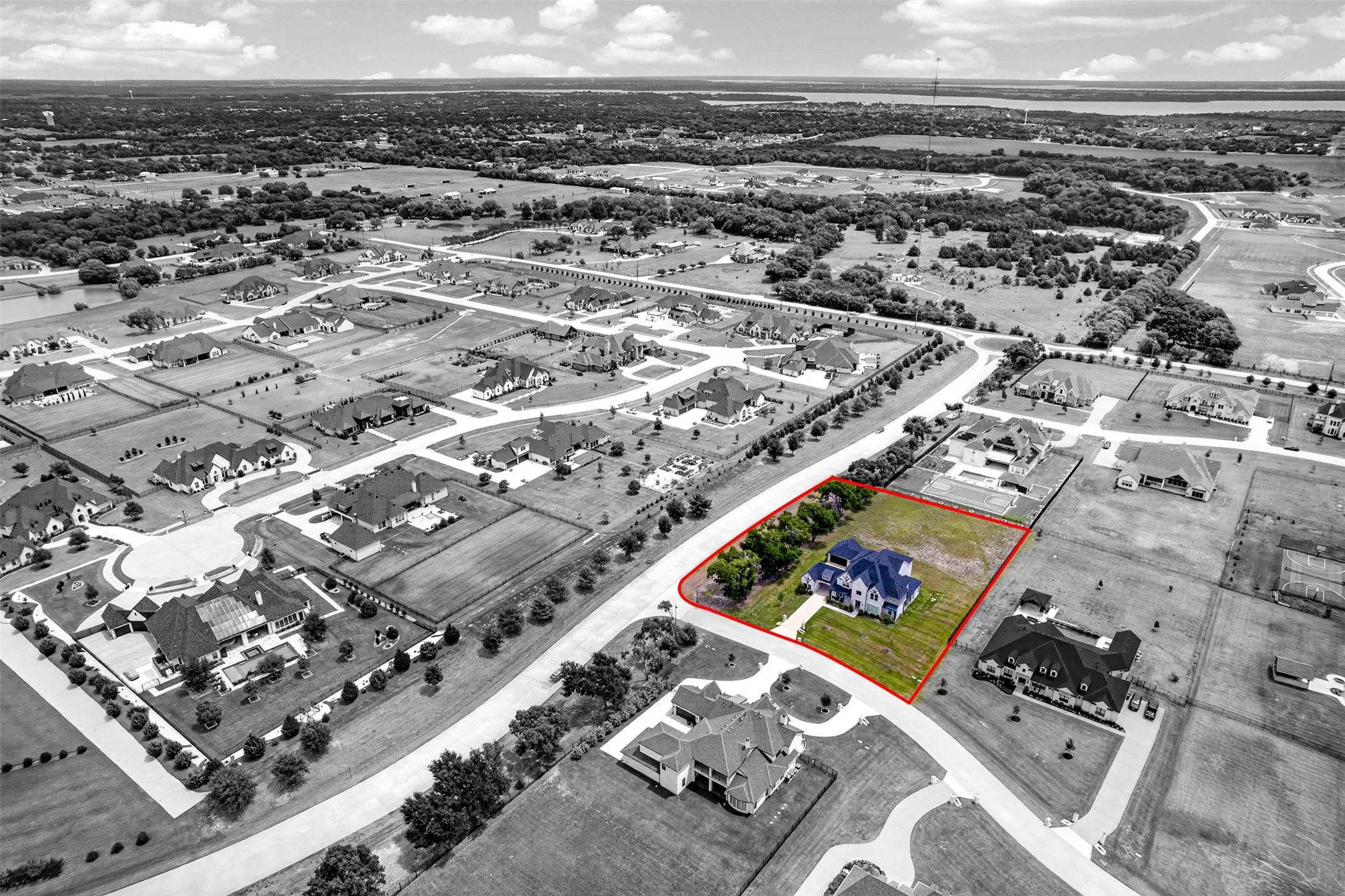 Single Family Residence For Sale in Collin County , 1405 Gairloch Drive, Lucas, Texas 75002, 5 Bedrooms, 4 Bathrooms, 3 Garage spaces, 4,963 Sqft, built in 2022, Price $1,490,000, mls#21264547, Real Estate Agent in Lucas, Homes For Sale in Collin county, Homes For Sale in Lucas, Realtor in Lucas Texas, Real Estate Brokerage Independent Realty Texas, Luminita Cordes Realtor