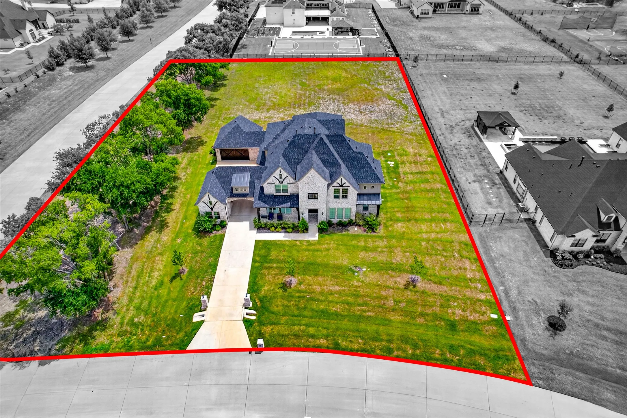 Single Family Residence For Sale in Collin County , 1405 Gairloch Drive, Lucas, Texas 75002, 5 Bedrooms, 4 Bathrooms, 3 Garage spaces, 4,963 Sqft, built in 2022, Price $1,490,000, mls#21264547, Real Estate Agent in Lucas, Homes For Sale in Collin county, Homes For Sale in Lucas, Realtor in Lucas Texas, Real Estate Brokerage Independent Realty Texas, Luminita Cordes Realtor