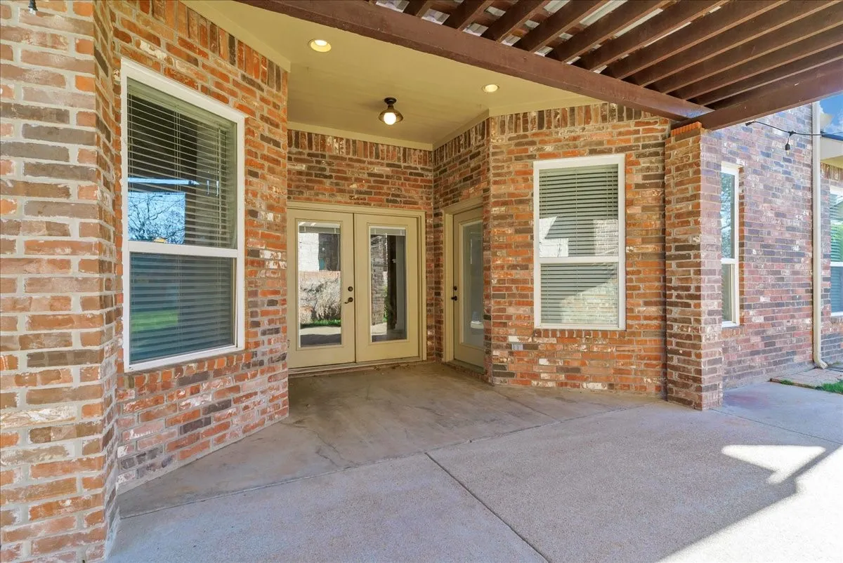 Single Family Residence For Sale in Hood County , 3300 Fountain Way, Granbury, Texas 76049, 3 Bedroom, 3 Bathroom, 2 Garage spaces, 3,014 Sqft, built in 2006, mls#21265470, Real Estate Agent in Granbury, Homes For Sale in Hood county, Homes For Sale in Granbury, Realtor in Granbury Texas, Real Estate Brokerage Independent Realty Texas, Luminita Cordes Realtor