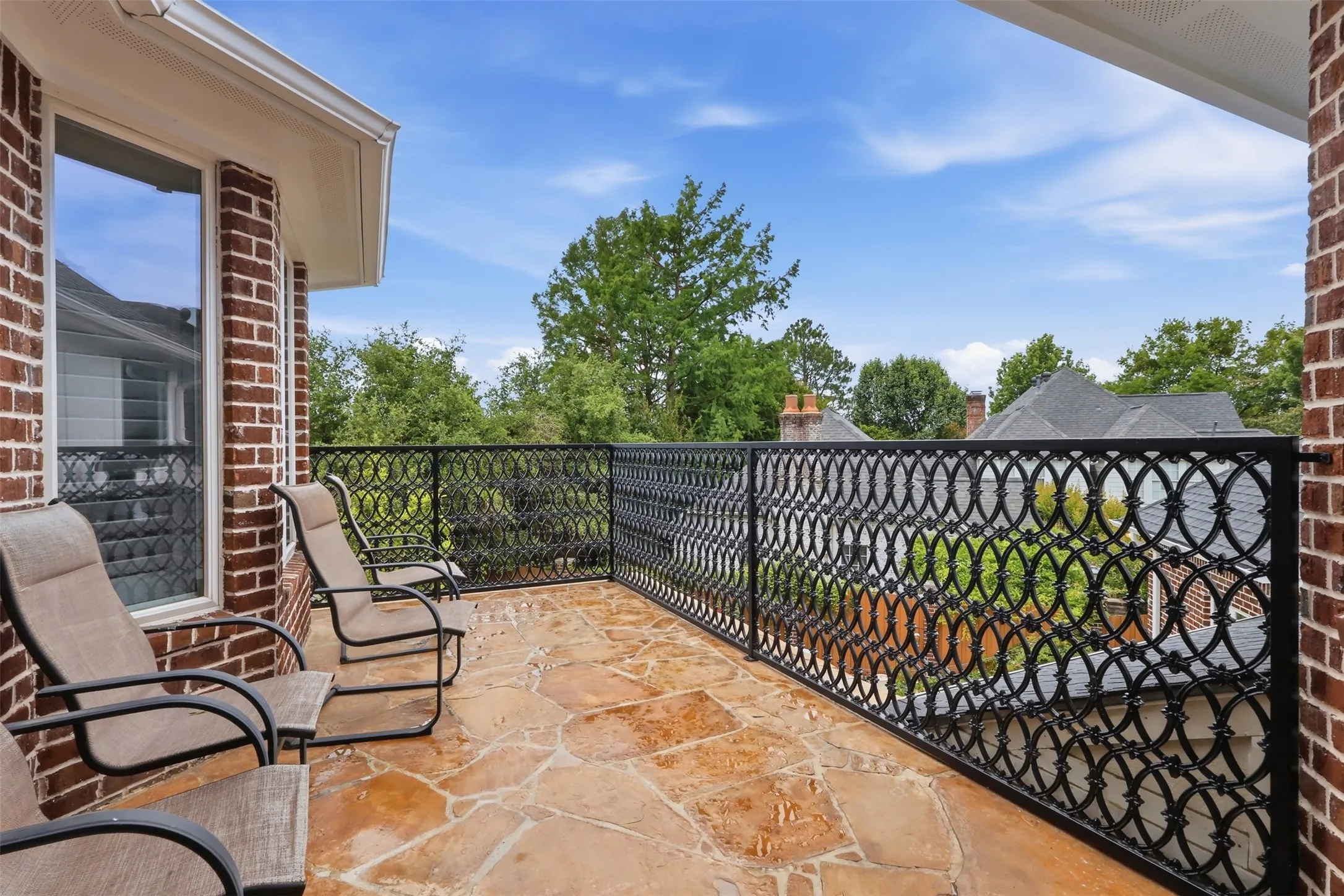 Single Family Residence For Sale in Titus County , 503 Greenhill Park Avenue, Mt Pleasant, Texas 75455, 5 Bedroom, 7 Bathroom, 4 Garage spaces, 6,539 Sqft, built in 2002, mls#21267429, Real Estate Agent in Mt Pleasant, Homes For Sale in Titus county, Homes For Sale in Mt Pleasant, Realtor in Mt Pleasant Texas, Real Estate Brokerage Independent Realty Texas, Luminita Cordes Realtor