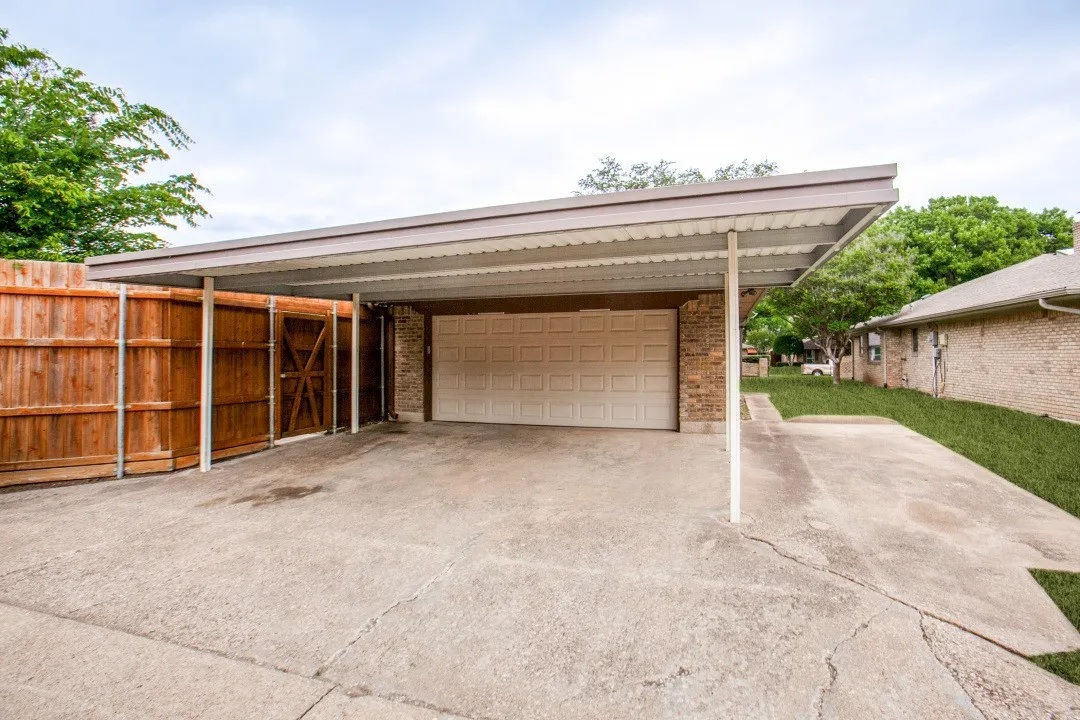 2-Car Garage, 2-Car Carport & Parking Pad!