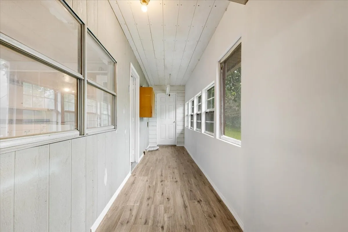 Mobile Home For Sale in Hunt County , 507 N 5th Street, Quinlan, Texas 75474, 3 Bedroom, 2 Bathroom, Garage spaces, 1,584 Sqft, built in 1993, mls#21267447, Real Estate Agent in Quinlan, Homes For Sale in Hunt county, Homes For Sale in Quinlan, Realtor in Quinlan Texas, Real Estate Brokerage Independent Realty Texas, Luminita Cordes Realtor