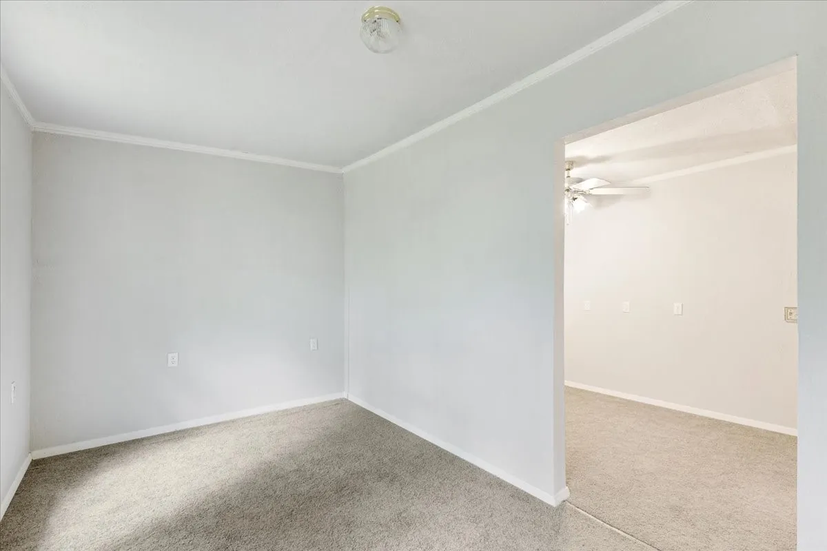 Mobile Home For Sale in Hunt County , 507 N 5th Street, Quinlan, Texas 75474, 3 Bedroom, 2 Bathroom, Garage spaces, 1,584 Sqft, built in 1993, mls#21267447, Real Estate Agent in Quinlan, Homes For Sale in Hunt county, Homes For Sale in Quinlan, Realtor in Quinlan Texas, Real Estate Brokerage Independent Realty Texas, Luminita Cordes Realtor