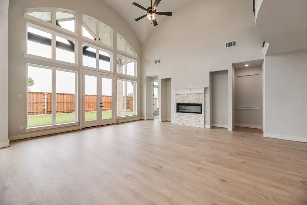 Single Family Residence For Sale in Collin County , 609 Clover Lane, Anna, Texas 75409, 5 Bedroom, 6 Bathroom, 2 Garage spaces, 4,569 Sqft, built in 2026, mls#21267467, Real Estate Agent in Anna, Homes For Sale in Collin county, Homes For Sale in Anna, Realtor in Anna Texas, Real Estate Brokerage Independent Realty Texas, Luminita Cordes Realtor