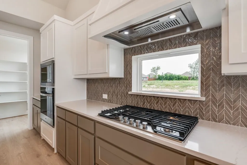 Single Family Residence For Sale in Collin County , 609 Clover Lane, Anna, Texas 75409, 5 Bedroom, 6 Bathroom, 2 Garage spaces, 4,569 Sqft, built in 2026, mls#21267467, Real Estate Agent in Anna, Homes For Sale in Collin county, Homes For Sale in Anna, Realtor in Anna Texas, Real Estate Brokerage Independent Realty Texas, Luminita Cordes Realtor