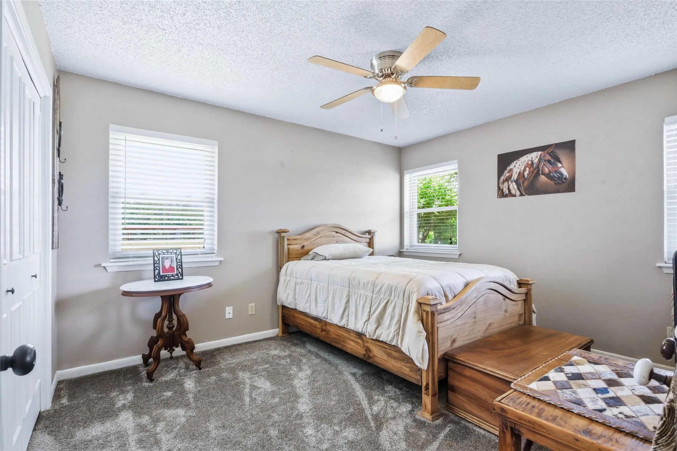 Single Family Residence For Sale in Grayson County , 235 Magnus Road, Denison, Texas 75021, 3 Bedroom, 3 Bathroom, 3 Garage spaces, 1,767 Sqft, built in 1982, Price $699,000, mls#21267479, Real Estate Agent in Denison, Homes For Sale in Grayson county, Homes For Sale in Denison, Realtor in Denison Texas, Real Estate Brokerage Independent Realty Texas, Luminita Cordes Realtor