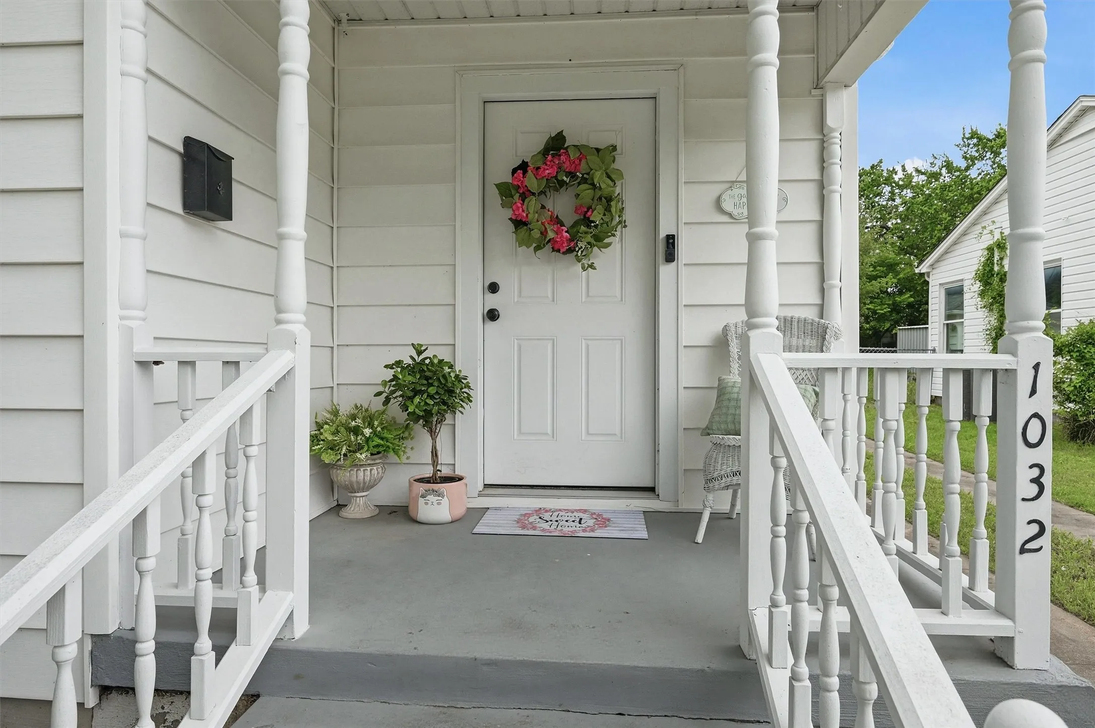 Single Family Residence For Sale in Grayson County , 1032 N Lockhart Street, Sherman, Texas 75092, 3 Bedroom, 2 Bathroom, 1 Garage spaces, 1,556 Sqft, built in 1950, mls#21255941, Real Estate Agent in Sherman, Homes For Sale in Grayson county, Homes For Sale in Sherman, Realtor in Sherman Texas, Real Estate Brokerage Independent Realty Texas, Luminita Cordes Realtor