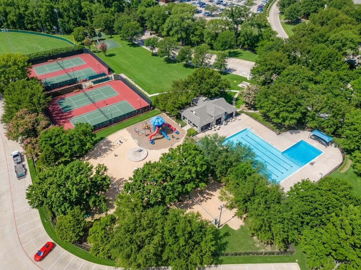 Single Family Residence For Sale in Collin County , 1344 Comanche Drive, Allen, Texas 75013, 4 Bedrooms, 3 Bathrooms, 3 Garage spaces, 3,477 Sqft, built in 1995, Price $750,000, mls#21255164, Real Estate Agent in Allen, Homes For Sale in Collin county, Homes For Sale in Allen, Realtor in Allen Texas, Real Estate Brokerage Independent Realty Texas, Luminita Cordes Realtor