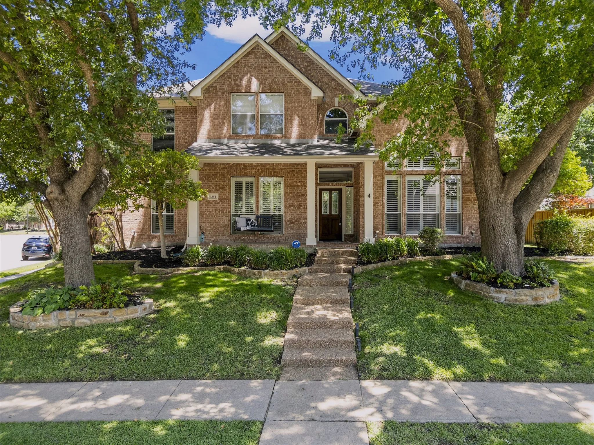 Single Family Residence For Sale in Collin County , 1344 Comanche Drive, Allen, Texas 75013, 4 Bedrooms, 3 Bathrooms, 3 Garage spaces, 3,477 Sqft, built in 1995, Price $750,000, mls#21255164, Real Estate Agent in Allen, Homes For Sale in Collin county, Homes For Sale in Allen, Realtor in Allen Texas, Real Estate Brokerage Independent Realty Texas, Luminita Cordes Realtor
