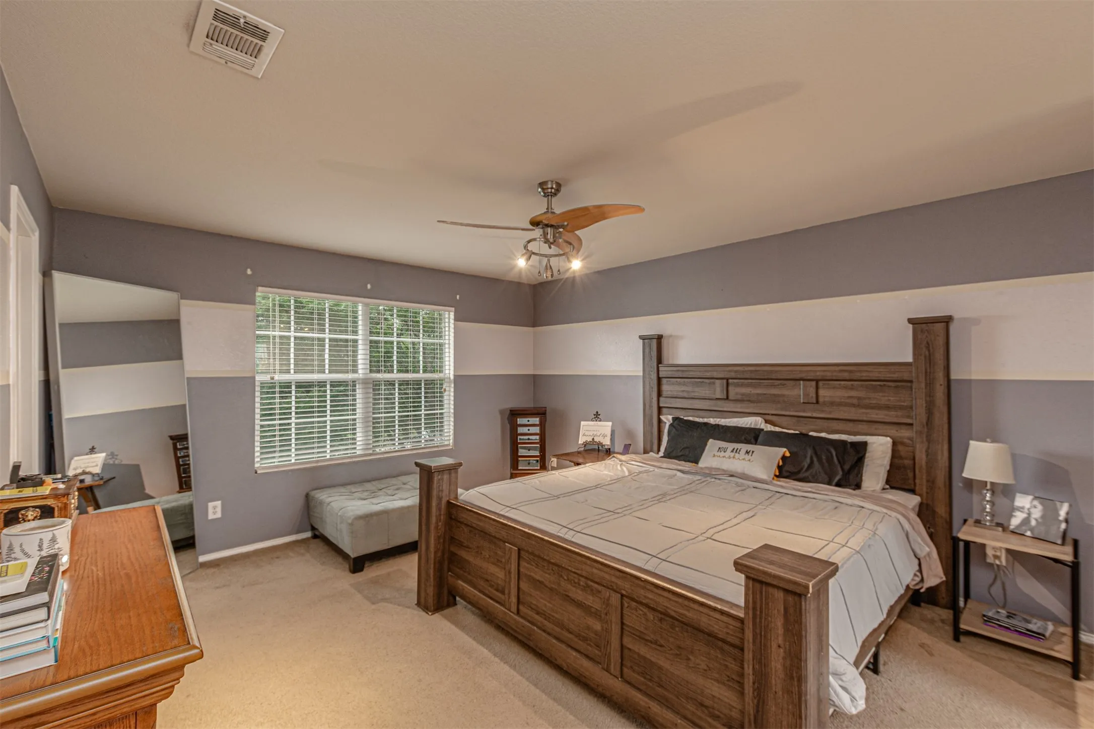 Single Family Residence For Sale in Kaufman County , 2020 Wellington Point, Heartland, Texas 75126, 3 Bedroom, 3 Bathroom, 3 Garage spaces, 2,400 Sqft, built in 2009, Price $289,000, mls#21259037, Real Estate Agent in Heartland, Homes For Sale in Kaufman county, Homes For Sale in Heartland, Realtor in Heartland Texas, Real Estate Brokerage Independent Realty Texas, Luminita Cordes Realtor