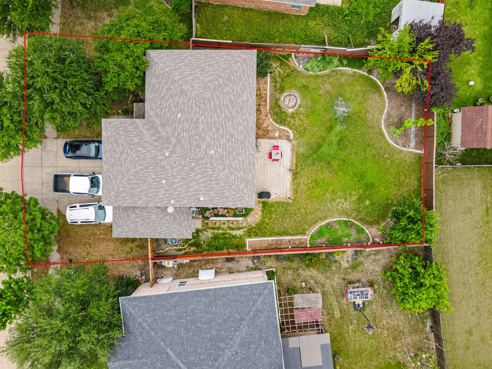 Single Family Residence For Sale in Kaufman County , 2020 Wellington Point, Heartland, Texas 75126, 3 Bedroom, 3 Bathroom, 3 Garage spaces, 2,400 Sqft, built in 2009, Price $289,000, mls#21259037, Real Estate Agent in Heartland, Homes For Sale in Kaufman county, Homes For Sale in Heartland, Realtor in Heartland Texas, Real Estate Brokerage Independent Realty Texas, Luminita Cordes Realtor