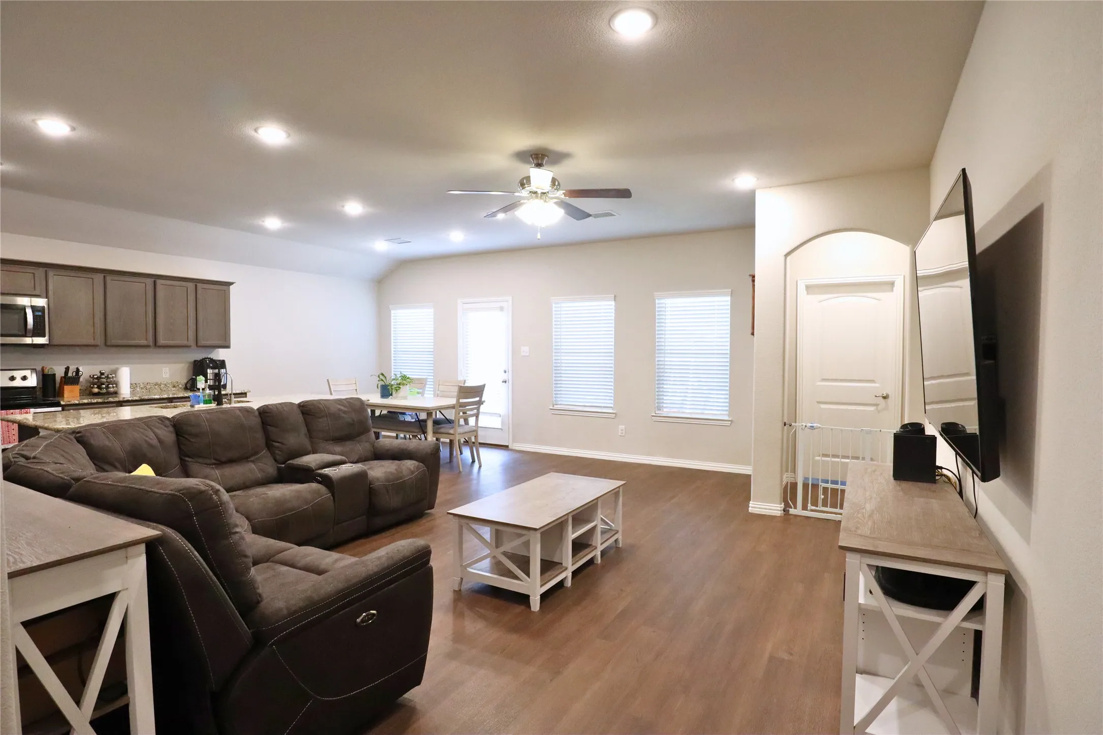 Single Family Residence For Rent in Collin County , 106 Cornell Avenue, Farmersville, Texas 75442, 4 Bedrooms, 2 Bathrooms, 2 Garage spaces, 1,656 Sqft, built in 2019, Price $2,000, mls#21265769, Real Estate Agent in Farmersville, Homes For Rent in Collin county, Homes For Rent in Farmersville, Realtor in Farmersville Texas, Real Estate Brokerage Independent Realty Texas, Luminita Cordes Realtor
