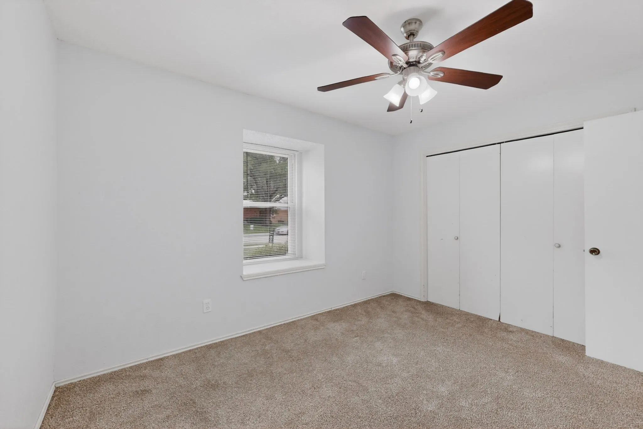 Single Family Residence For Sale in Collin County , 3228 Nova Trail, Plano, Texas 75023, 3 Bedroom, 2 Bathroom, 2 Garage spaces, 1,428 Sqft, built in 1981, mls#21258164, Real Estate Agent in Plano, Homes For Sale in Collin county, Homes For Sale in Plano, Realtor in Plano Texas, Real Estate Brokerage Independent Realty Texas, Luminita Cordes Realtor