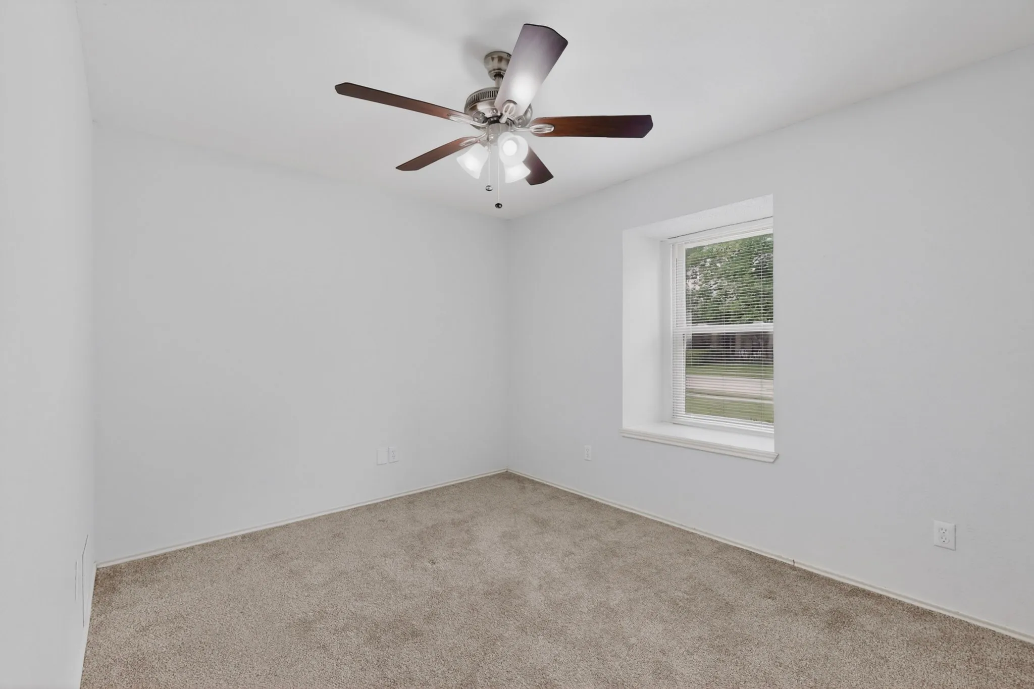 Single Family Residence For Sale in Collin County , 3228 Nova Trail, Plano, Texas 75023, 3 Bedroom, 2 Bathroom, 2 Garage spaces, 1,428 Sqft, built in 1981, mls#21258164, Real Estate Agent in Plano, Homes For Sale in Collin county, Homes For Sale in Plano, Realtor in Plano Texas, Real Estate Brokerage Independent Realty Texas, Luminita Cordes Realtor