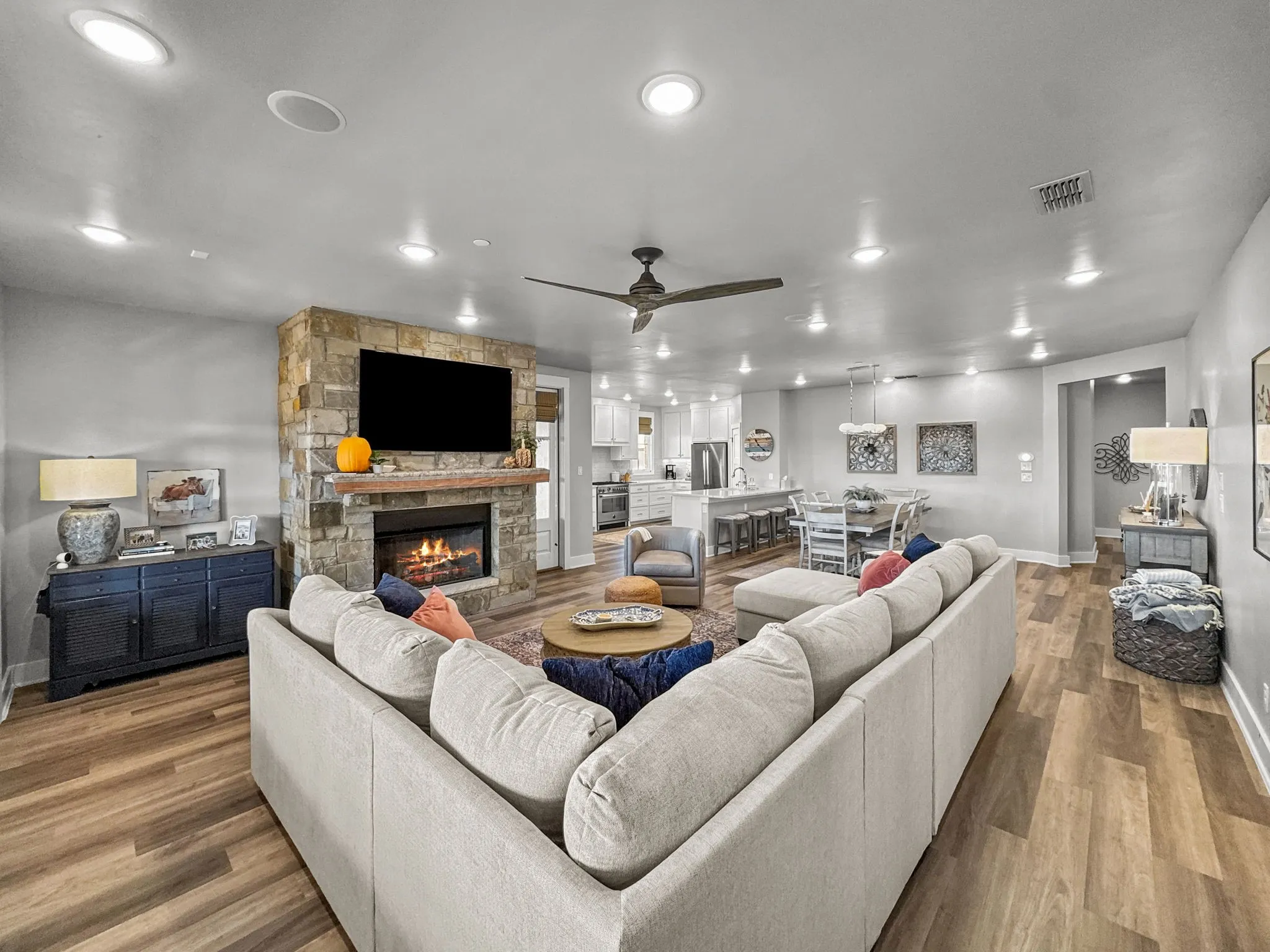Condominium For Sale in Palo Pinto County , 1673 Scenic Drive 203, Graford, Texas 76449, 3 Bedrooms, 4 Bathrooms, 1 Garage spaces, 2,088 Sqft, built in 2020, Price $699,000, mls#21266836, Real Estate Agent in Graford, Homes For Sale in Palo Pinto county, Homes For Sale in Graford, Realtor in Graford Texas, Real Estate Brokerage Independent Realty Texas, Luminita Cordes Realtor