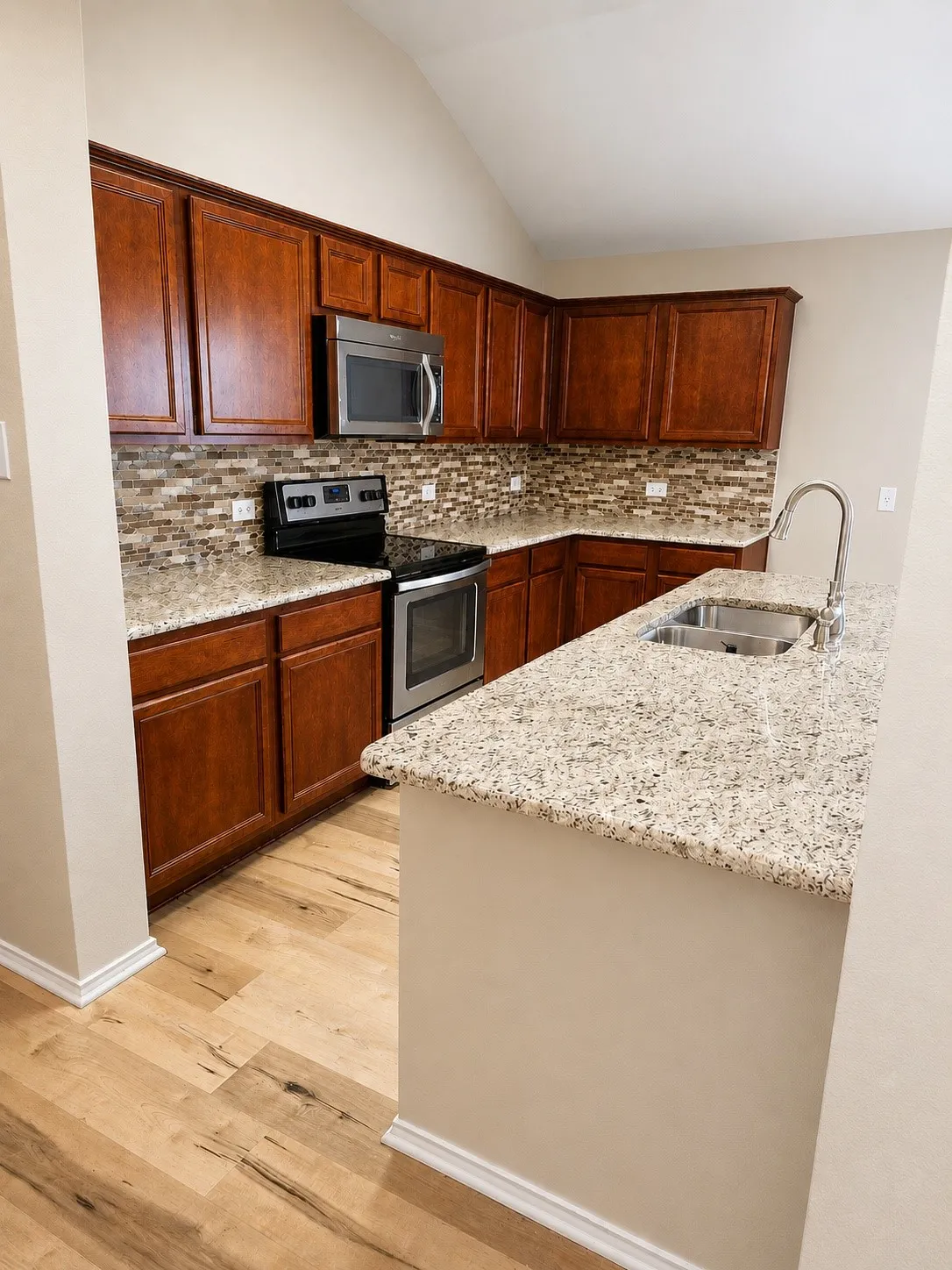 Single Family Residence For Rent in Tarrant County , 4241 Summer Star Lane, Fort Worth, Texas 76244, 3 Bedrooms, 2 Bathrooms, 2 Garage spaces, 2,086 Sqft, built in 2004, Price $2,200, mls#21267591, Real Estate Agent in Fort Worth, Homes For Rent in Tarrant county, Homes For Rent in Fort Worth, Realtor in Fort Worth Texas, Real Estate Brokerage Independent Realty Texas, Luminita Cordes Realtor