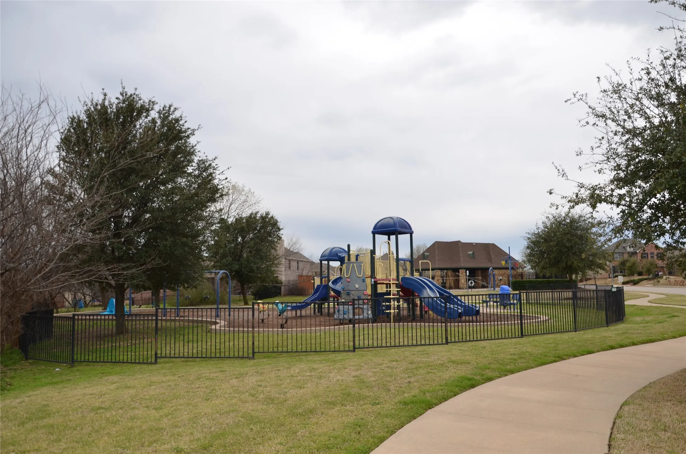 Neighborhood Amenities