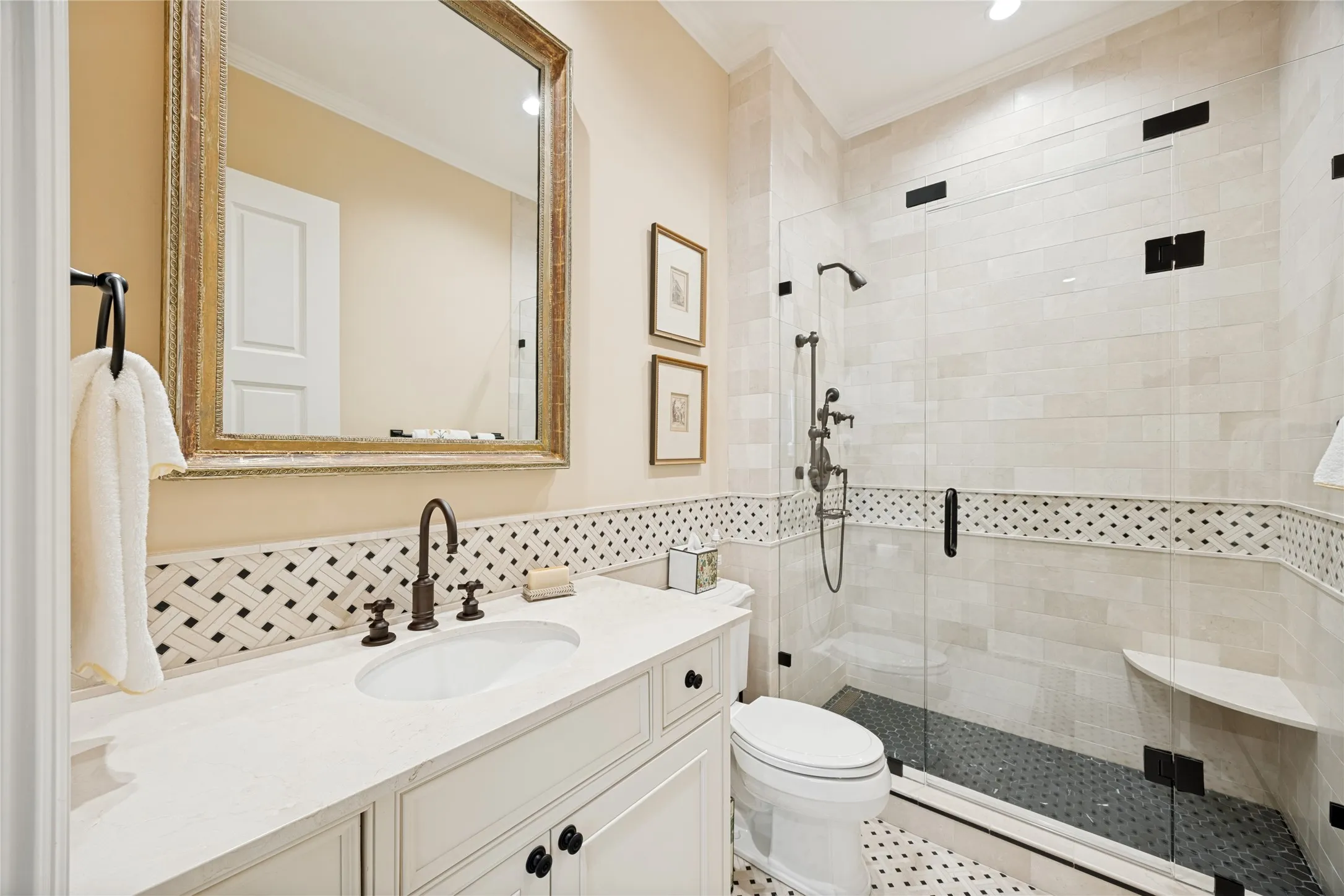 Condominium For Sale in Dallas County , 8511 Edgemere Road 201, Dallas, Texas 75225, 2 Bedrooms, 3 Bathrooms, 2 Garage spaces, 2,618 Sqft, built in 2004, Price $1,195,000, mls#21266040, Real Estate Agent in Dallas, Homes For Sale in Dallas county, Homes For Sale in Dallas, Realtor in Dallas Texas, Real Estate Brokerage Independent Realty Texas, Luminita Cordes Realtor