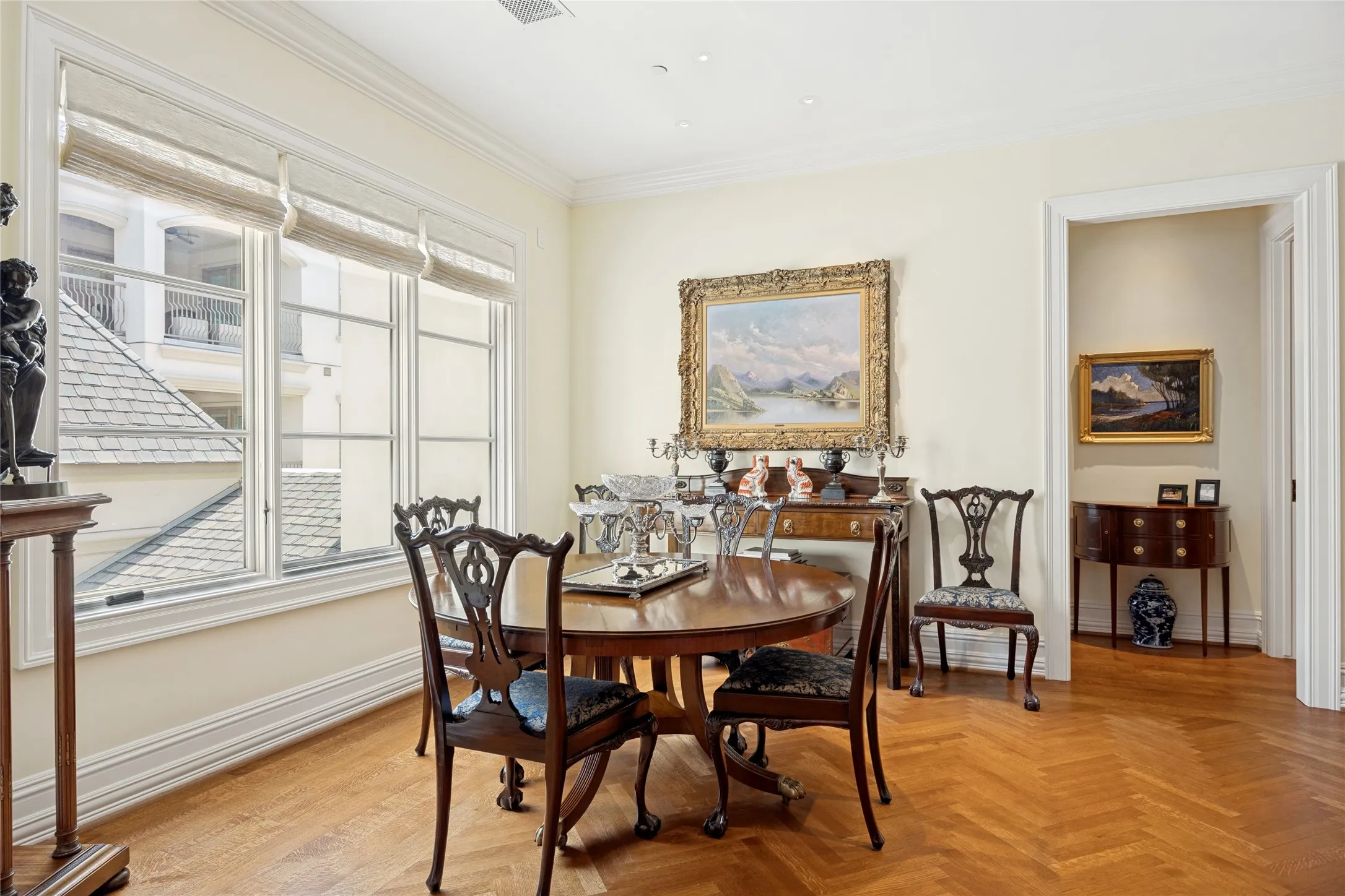 Condominium For Sale in Dallas County , 8511 Edgemere Road 201, Dallas, Texas 75225, 2 Bedrooms, 3 Bathrooms, 2 Garage spaces, 2,618 Sqft, built in 2004, Price $1,195,000, mls#21266040, Real Estate Agent in Dallas, Homes For Sale in Dallas county, Homes For Sale in Dallas, Realtor in Dallas Texas, Real Estate Brokerage Independent Realty Texas, Luminita Cordes Realtor