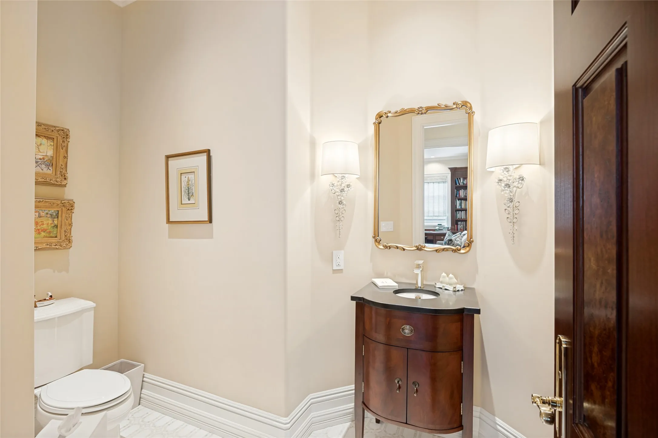 Condominium For Sale in Dallas County , 8511 Edgemere Road 201, Dallas, Texas 75225, 2 Bedrooms, 3 Bathrooms, 2 Garage spaces, 2,618 Sqft, built in 2004, Price $1,195,000, mls#21266040, Real Estate Agent in Dallas, Homes For Sale in Dallas county, Homes For Sale in Dallas, Realtor in Dallas Texas, Real Estate Brokerage Independent Realty Texas, Luminita Cordes Realtor
