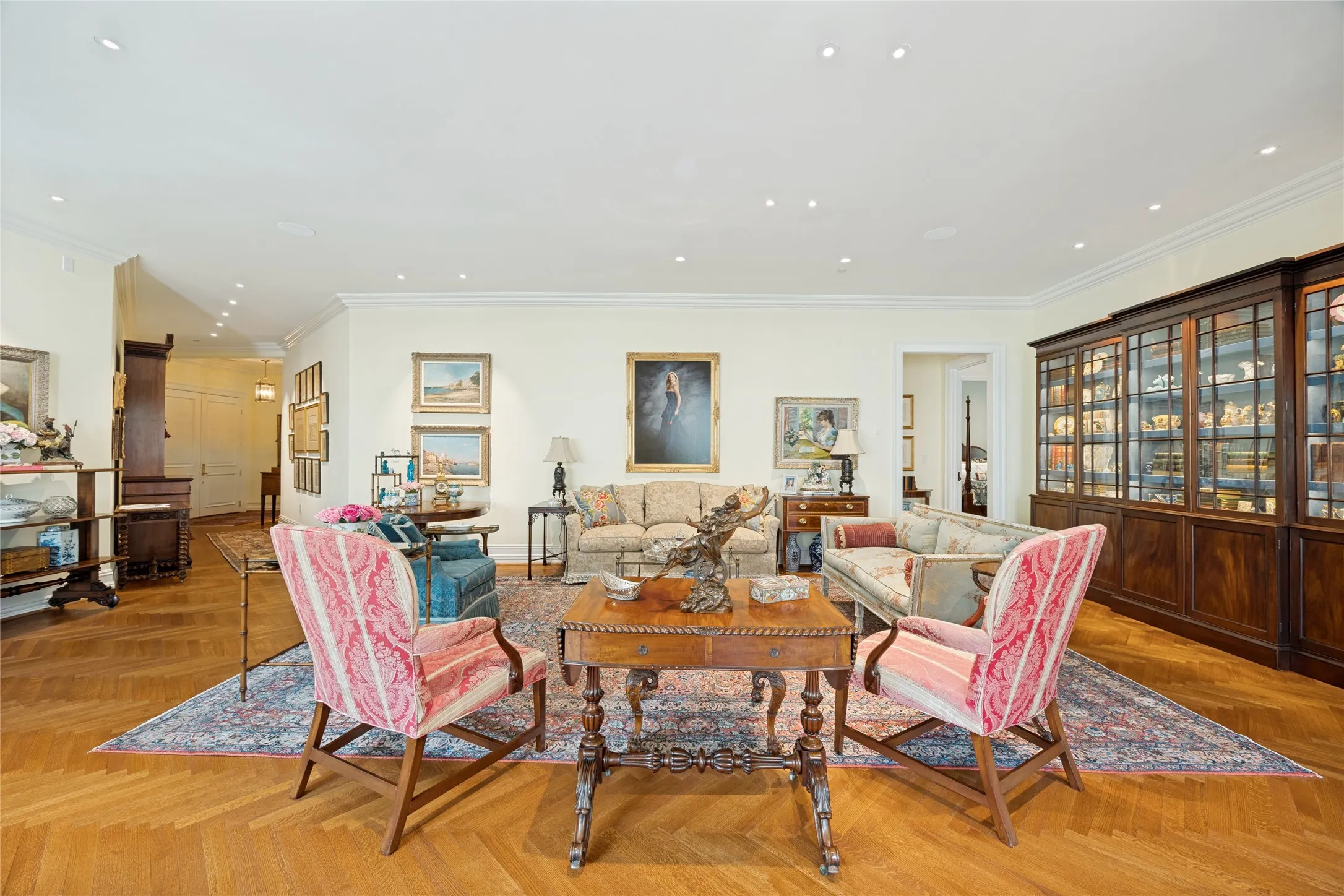 Condominium For Sale in Dallas County , 8511 Edgemere Road 201, Dallas, Texas 75225, 2 Bedrooms, 3 Bathrooms, 2 Garage spaces, 2,618 Sqft, built in 2004, Price $1,195,000, mls#21266040, Real Estate Agent in Dallas, Homes For Sale in Dallas county, Homes For Sale in Dallas, Realtor in Dallas Texas, Real Estate Brokerage Independent Realty Texas, Luminita Cordes Realtor