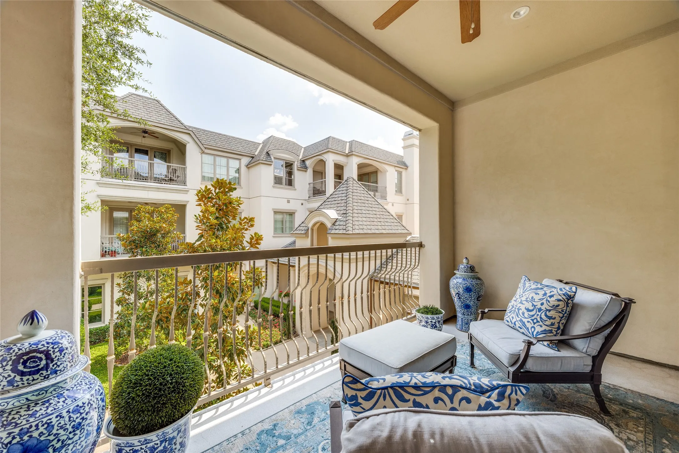 Condominium For Sale in Dallas County , 8511 Edgemere Road 201, Dallas, Texas 75225, 2 Bedrooms, 3 Bathrooms, 2 Garage spaces, 2,618 Sqft, built in 2004, Price $1,195,000, mls#21266040, Real Estate Agent in Dallas, Homes For Sale in Dallas county, Homes For Sale in Dallas, Realtor in Dallas Texas, Real Estate Brokerage Independent Realty Texas, Luminita Cordes Realtor