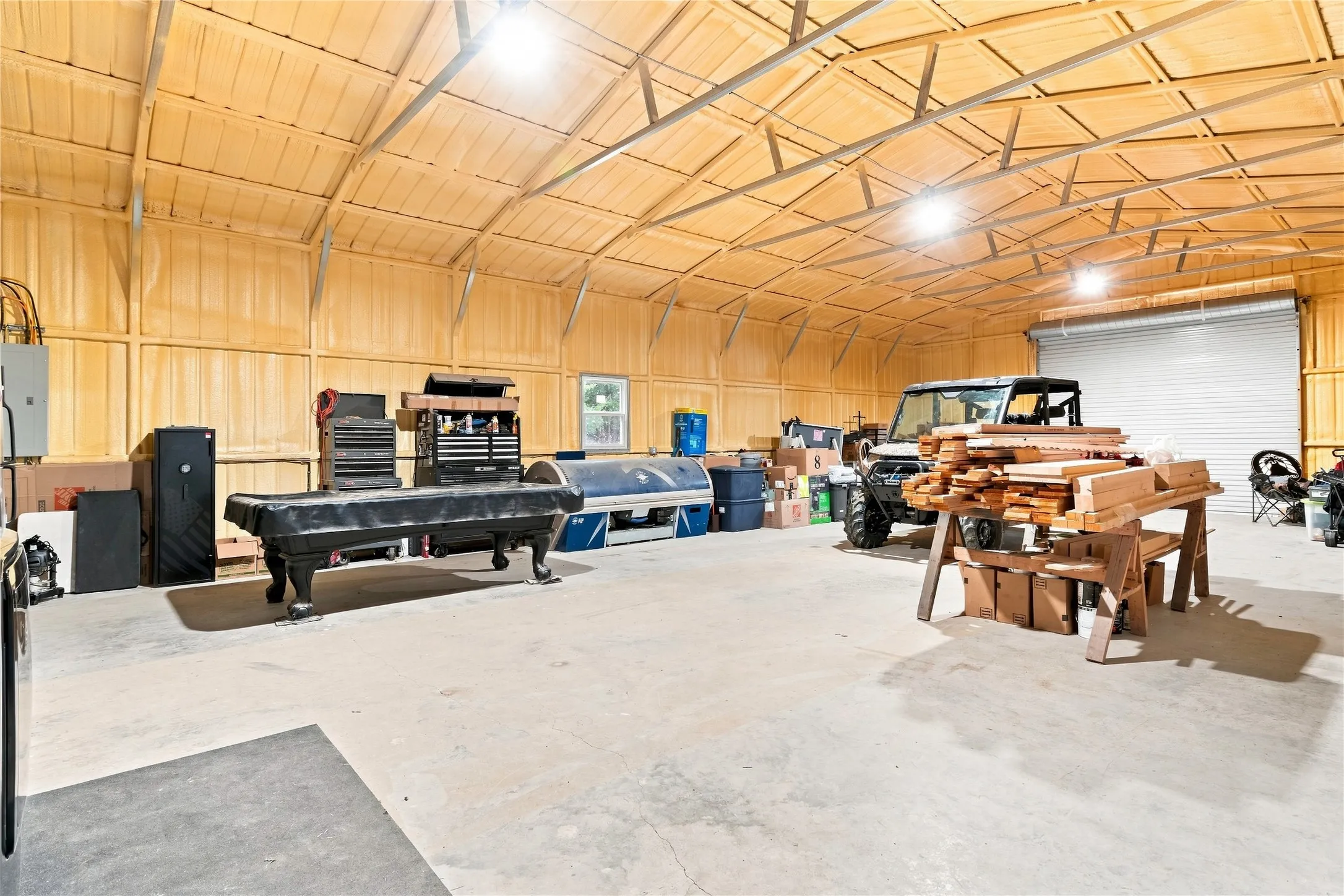 SHOP