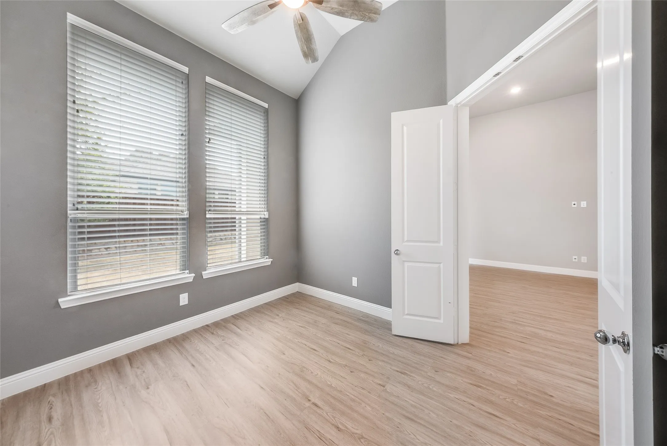 Single Family Residence For Sale in Collin County , 8901 Cedar Basin Drive, Mc Kinney, Texas 75071, 4 Bedroom, 3 Bathroom, 3 Garage spaces, 2,347 Sqft, built in 2020, mls#21266365, Real Estate Agent in Mc Kinney, Homes For Sale in Collin county, Homes For Sale in Mc Kinney, Realtor in Mc Kinney Texas, Real Estate Brokerage Independent Realty Texas, Luminita Cordes Realtor
