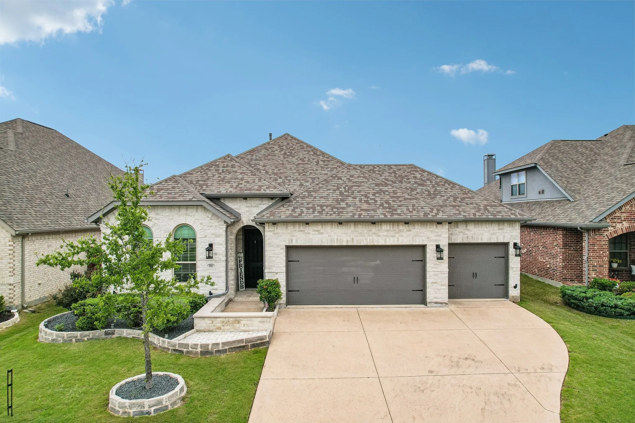 Single Family Residence For Sale in Collin County , 8901 Cedar Basin Drive, Mc Kinney, Texas 75071, 4 Bedroom, 3 Bathroom, 3 Garage spaces, 2,347 Sqft, built in 2020, mls#21266365, Real Estate Agent in Mc Kinney, Homes For Sale in Collin county, Homes For Sale in Mc Kinney, Realtor in Mc Kinney Texas, Real Estate Brokerage Independent Realty Texas, Luminita Cordes Realtor