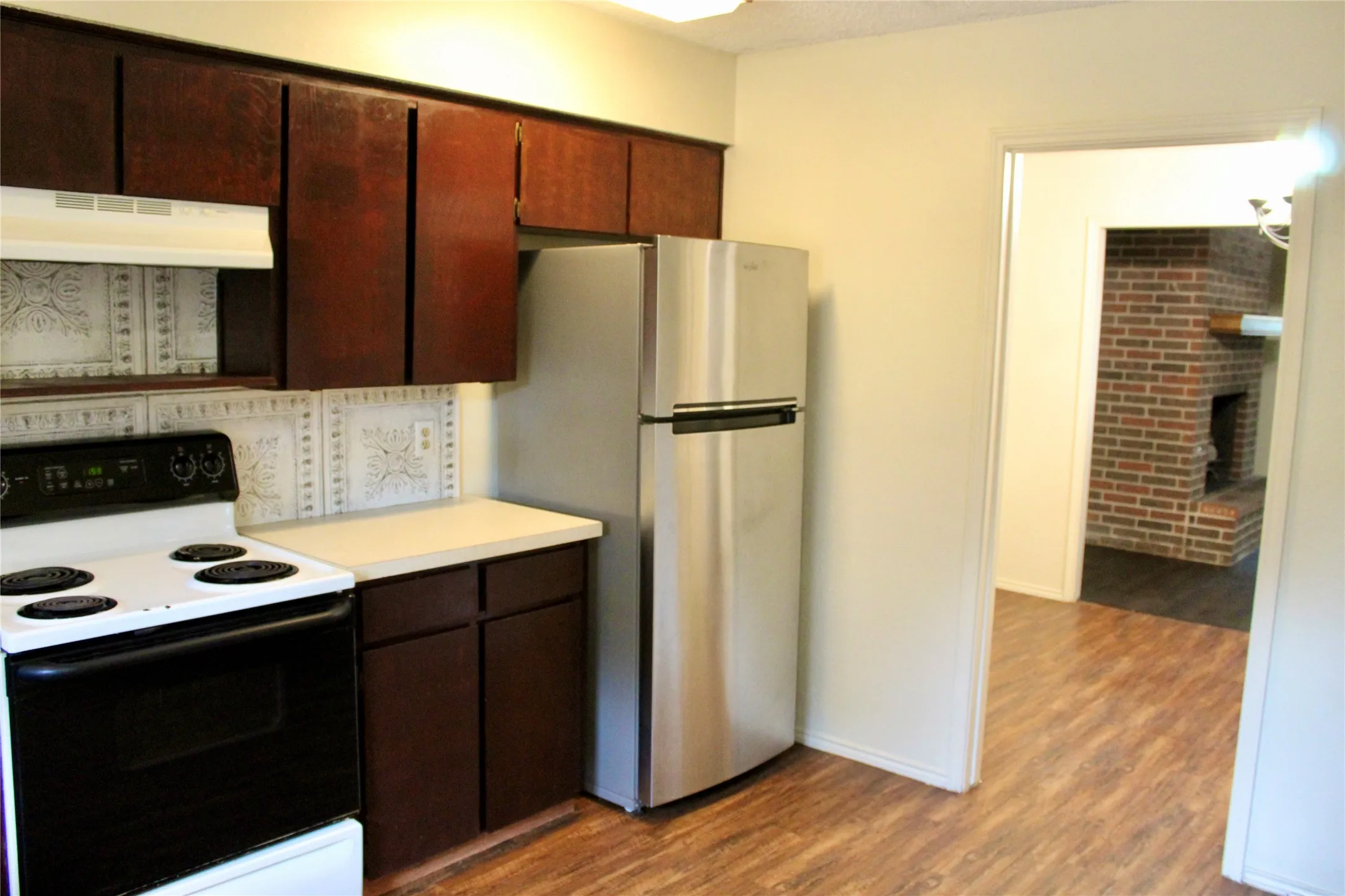 Duplex For Rent in Denton County , 2207 Canterbury Court, Denton, Texas 76205, 3 Bedroom, 2 Bathroom, 2 Garage spaces, 1,528 Sqft, built in 1979, mls#21267107, Real Estate Agent in Denton, Homes For Rent in Denton county, Homes For Rent in Denton, Realtor in Denton Texas, Real Estate Brokerage Independent Realty Texas, Luminita Cordes Realtor