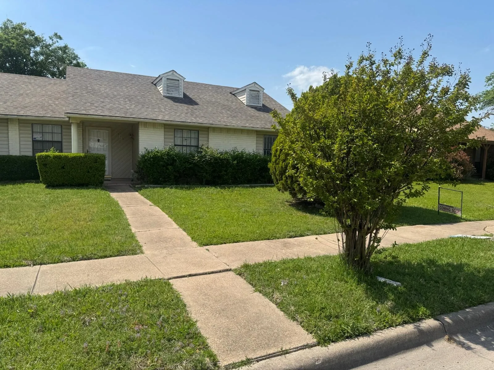 Single Family Residence For Sale in Dallas County , 1113 Maydelle Lane, Garland, Texas 75042, 5 Bedrooms, 2 Bathrooms, 2 Garage spaces, 1,949 Sqft, built in 1980, Price $329,900, mls#21260666, Real Estate Agent in Garland, Homes For Sale in Dallas county, Homes For Sale in Garland, Realtor in Garland Texas, Real Estate Brokerage Independent Realty Texas, Luminita Cordes Realtor