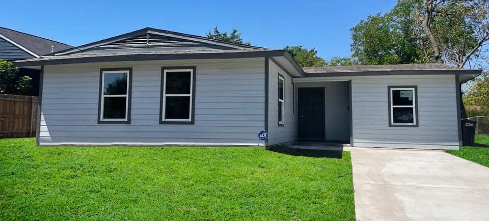 Single Family Residence For Sale in Dallas County , 133 Darien Drive, Mesquite, Texas 75149, 4 Bedroom, 2 Bathroom, Garage spaces, 1,268 Sqft, built in 1956, mls#21267652, Real Estate Agent in Mesquite, Homes For Sale in Dallas county, Homes For Sale in Mesquite, Realtor in Mesquite Texas, Real Estate Brokerage Independent Realty Texas, Luminita Cordes Realtor