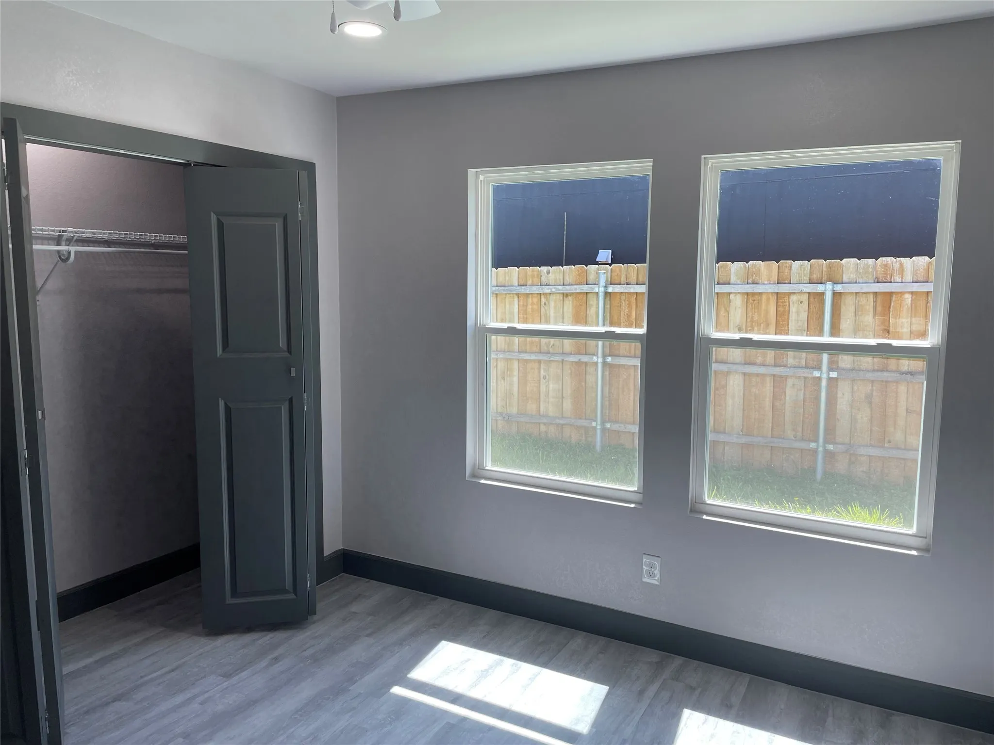 Single Family Residence For Sale in Dallas County , 133 Darien Drive, Mesquite, Texas 75149, 4 Bedroom, 2 Bathroom, Garage spaces, 1,268 Sqft, built in 1956, mls#21267652, Real Estate Agent in Mesquite, Homes For Sale in Dallas county, Homes For Sale in Mesquite, Realtor in Mesquite Texas, Real Estate Brokerage Independent Realty Texas, Luminita Cordes Realtor