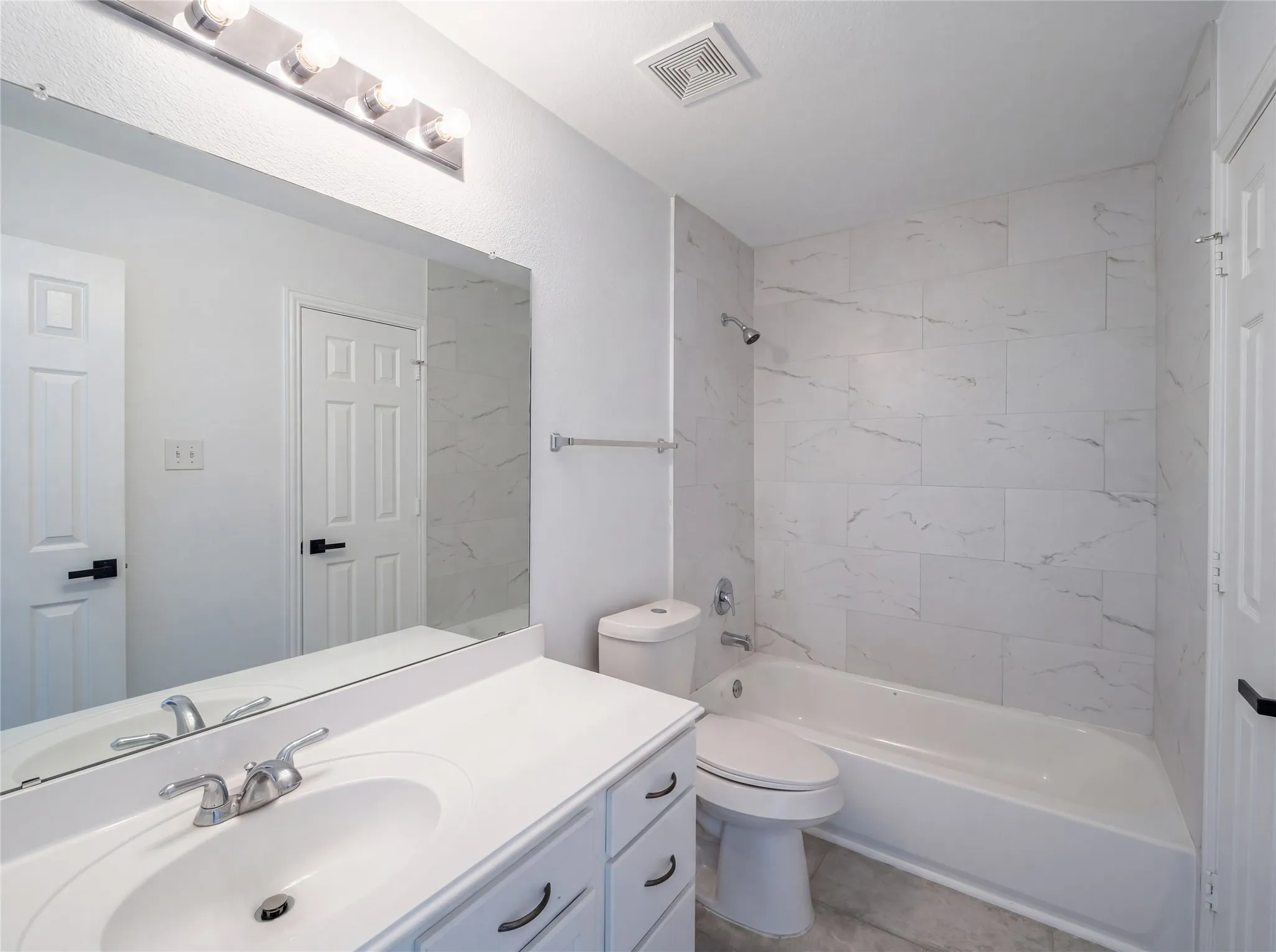 Single Family Residence For Sale in Collin County , 3853 Wintergreen Drive, Plano, Texas 75074, 5 Bedroom, 4 Bathroom, 3 Garage spaces, 3,572 Sqft, built in 2003, mls#21267649, Real Estate Agent in Plano, Homes For Sale in Collin county, Homes For Sale in Plano, Realtor in Plano Texas, Real Estate Brokerage Independent Realty Texas, Luminita Cordes Realtor