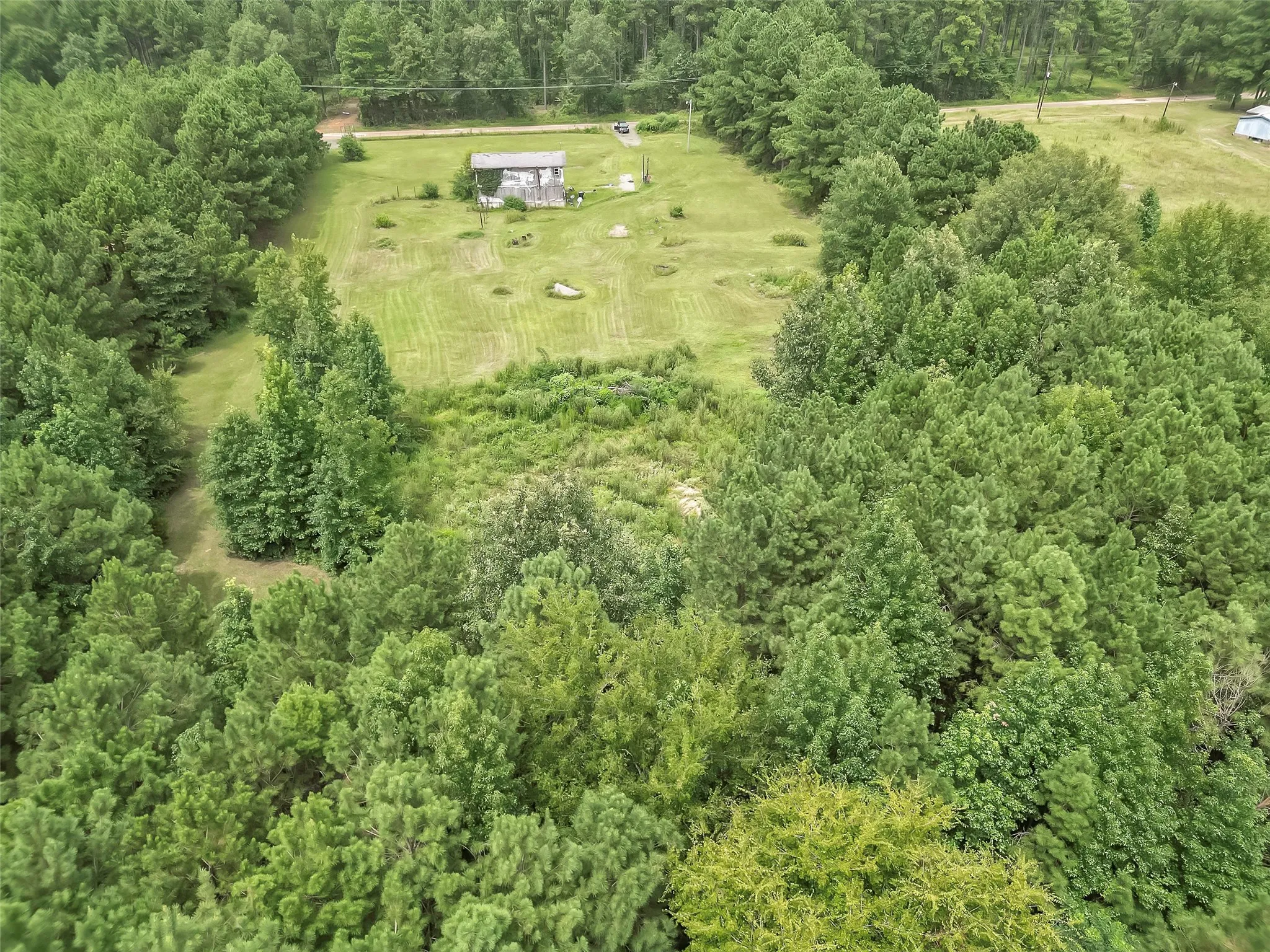 Single Family Residence For Sale in Harrison County , 368 Sneed Rd, Waskom, Texas 75692, 2 Bedrooms, 0, Garage spaces, 1,600 Sqft, built in 2005, Price $149,000, mls#21267640, Real Estate Agent in Waskom, Homes For Sale in Harrison county, Homes For Sale in Waskom, Realtor in Waskom Texas, Real Estate Brokerage Independent Realty Texas, Luminita Cordes Realtor