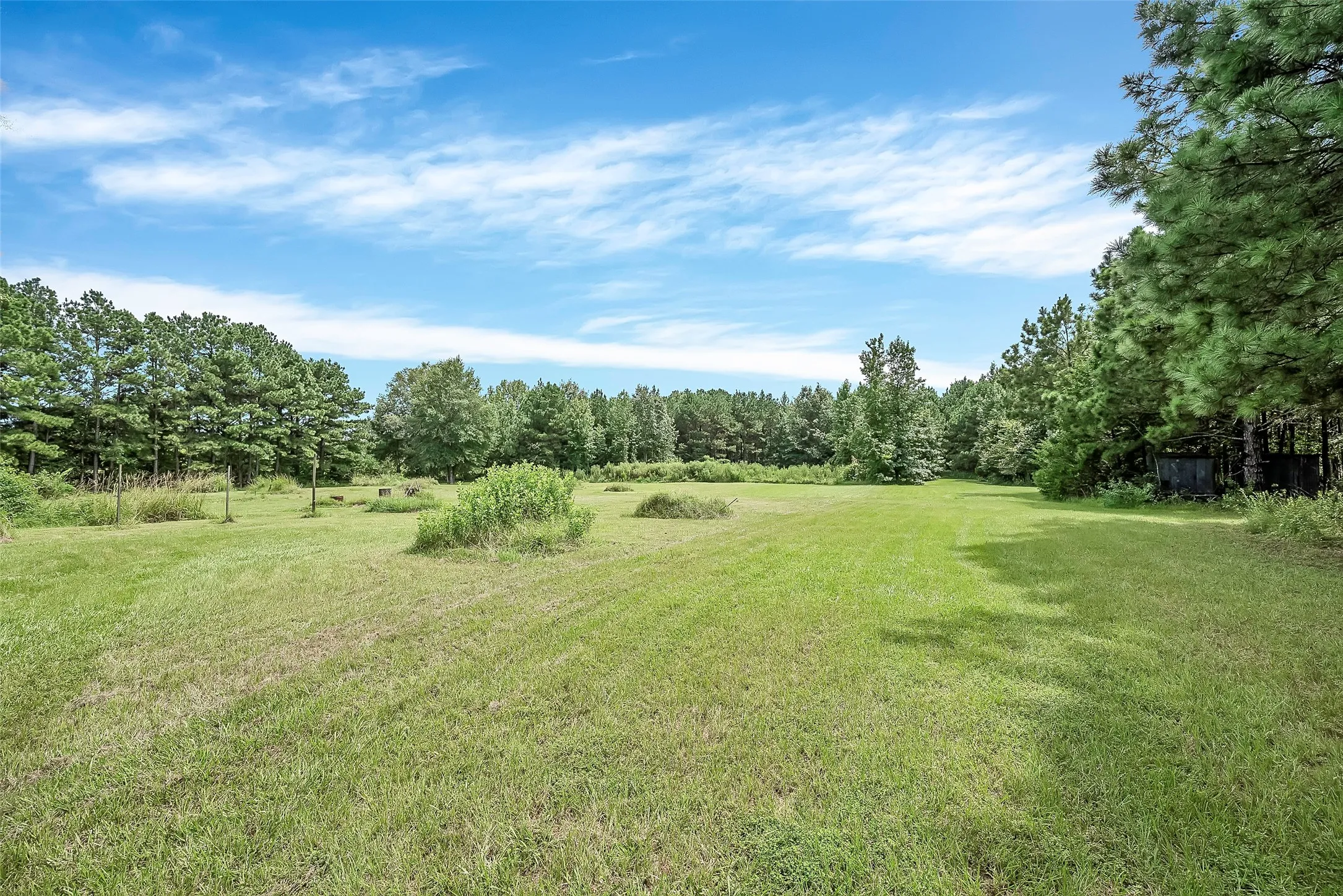 Single Family Residence For Sale in Harrison County , 368 Sneed Rd, Waskom, Texas 75692, 2 Bedrooms, 0, Garage spaces, 1,600 Sqft, built in 2005, Price $149,000, mls#21267640, Real Estate Agent in Waskom, Homes For Sale in Harrison county, Homes For Sale in Waskom, Realtor in Waskom Texas, Real Estate Brokerage Independent Realty Texas, Luminita Cordes Realtor